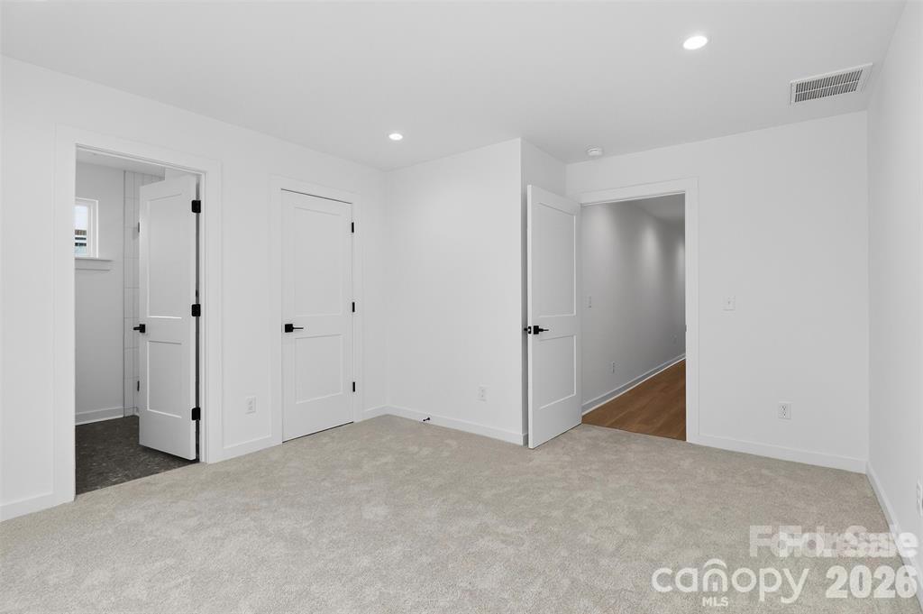 2714 Baltimore Avenue Property Photo 7