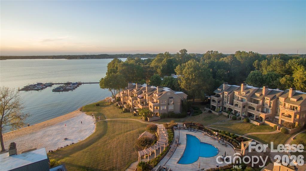 646 Portside Drive Property Photo 3