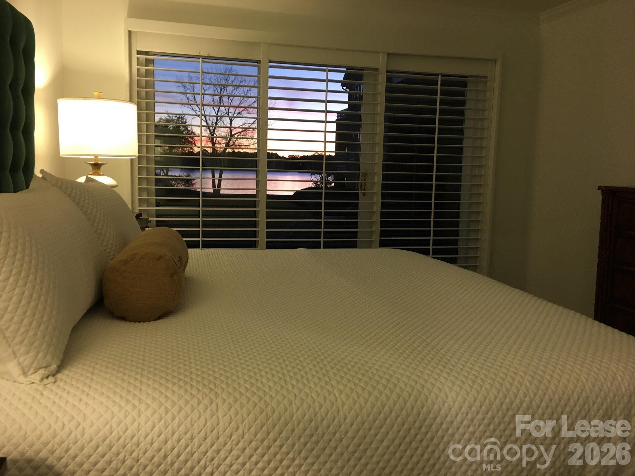 646 Portside Drive Property Photo 8