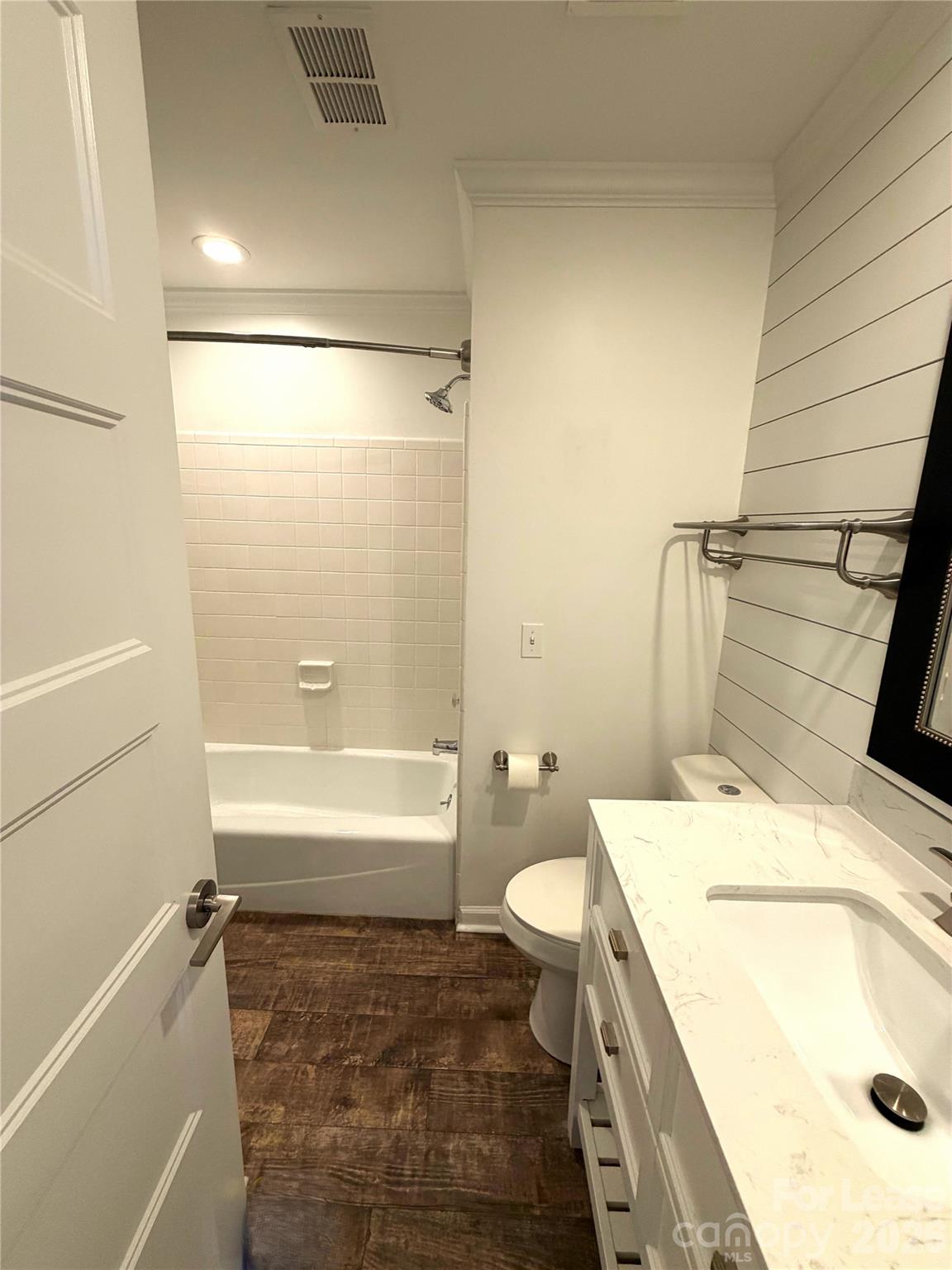 646 Portside Drive Property Photo 20