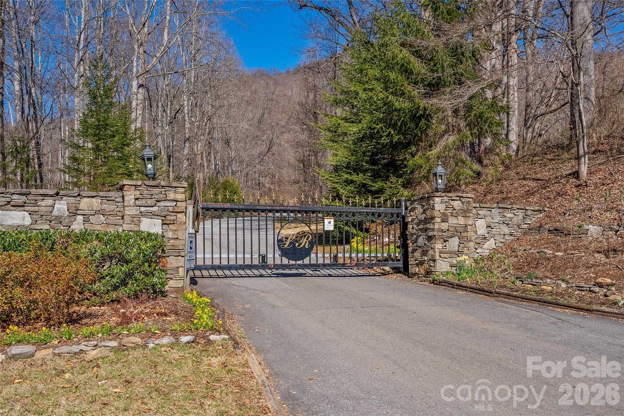 99999 Winding Poplar Road 915 Property Photo 14