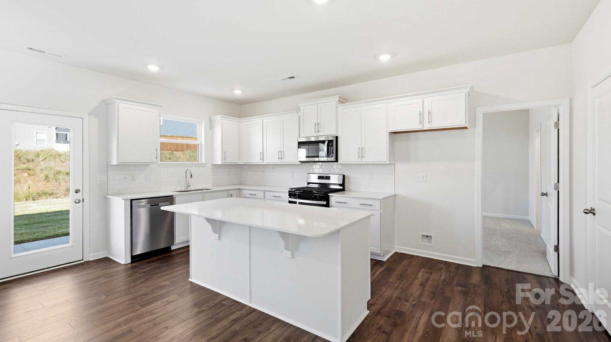 73 Ridgehaven Drive Property Photo 4