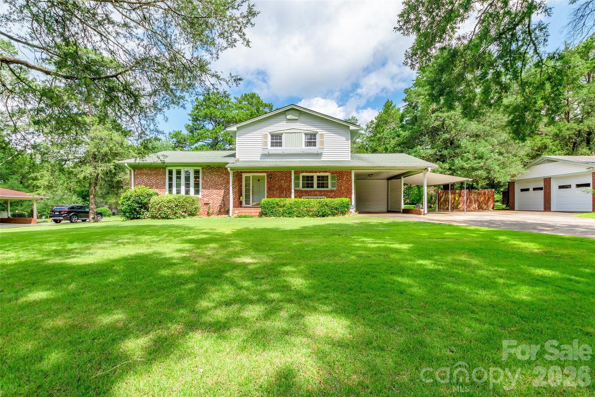 752 Cedar Lane Property Photo 1