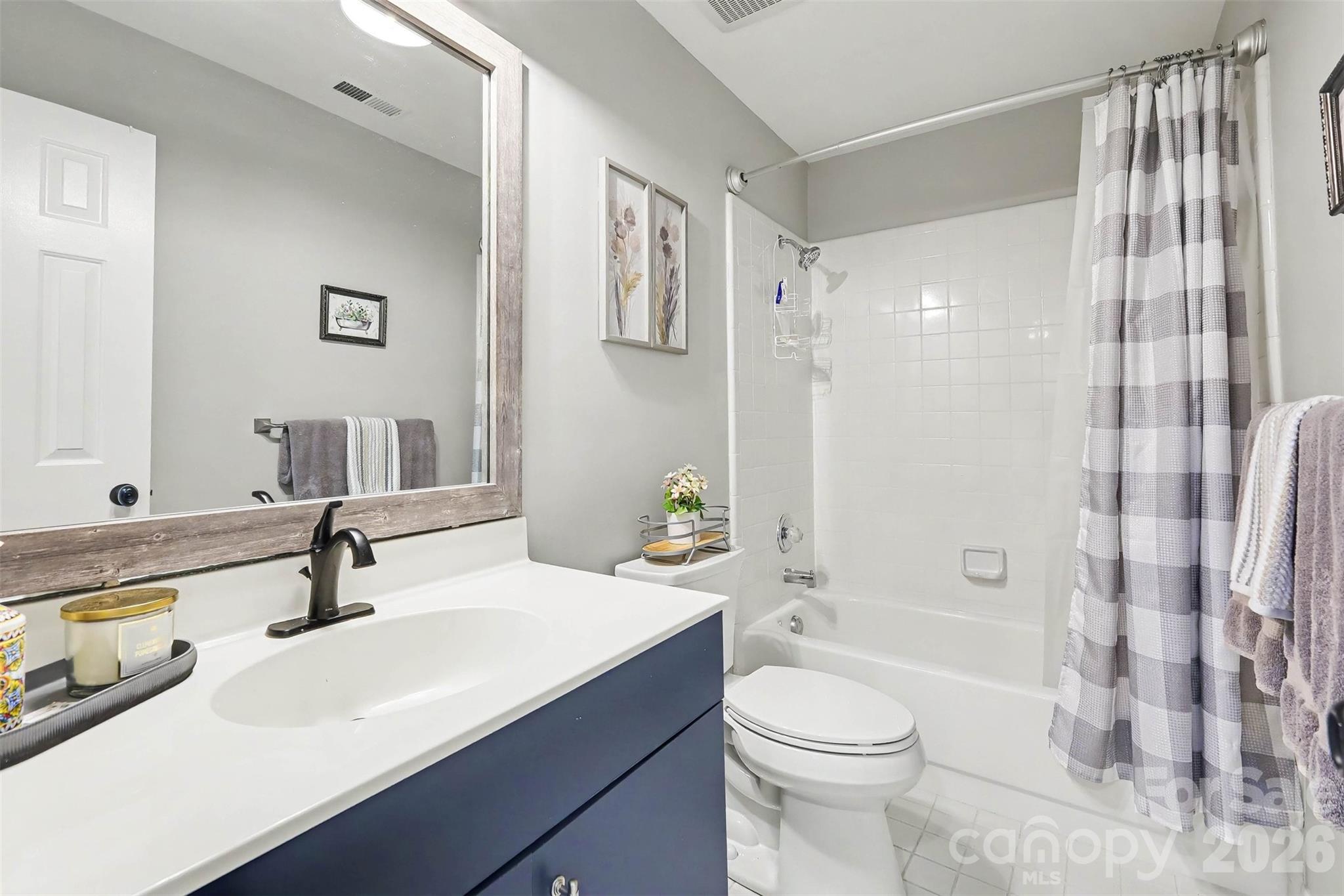 9817 Emerald Point Drive Unit 10 Property Photo 29