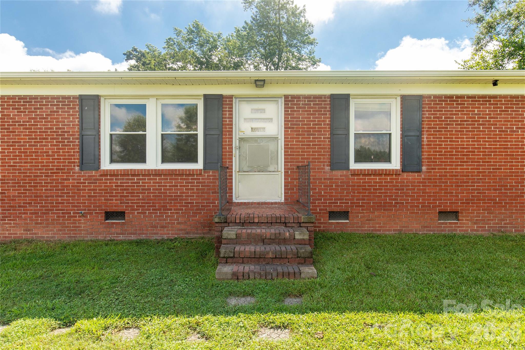 6366 Williamson Road Property Photo 2