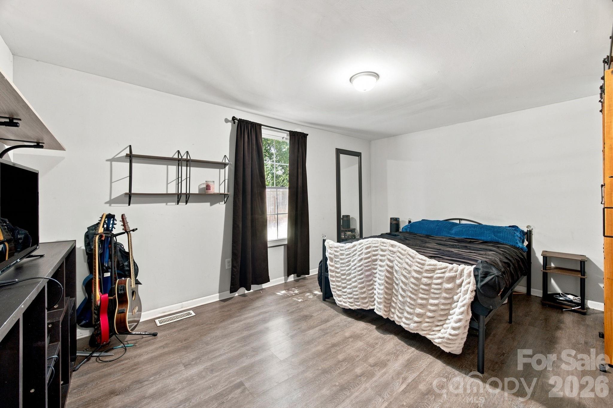 105 Park Street Property Photo 14