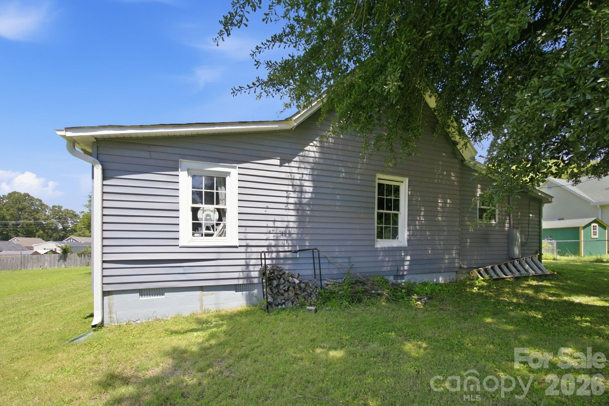 105 Park Street Property Photo 26