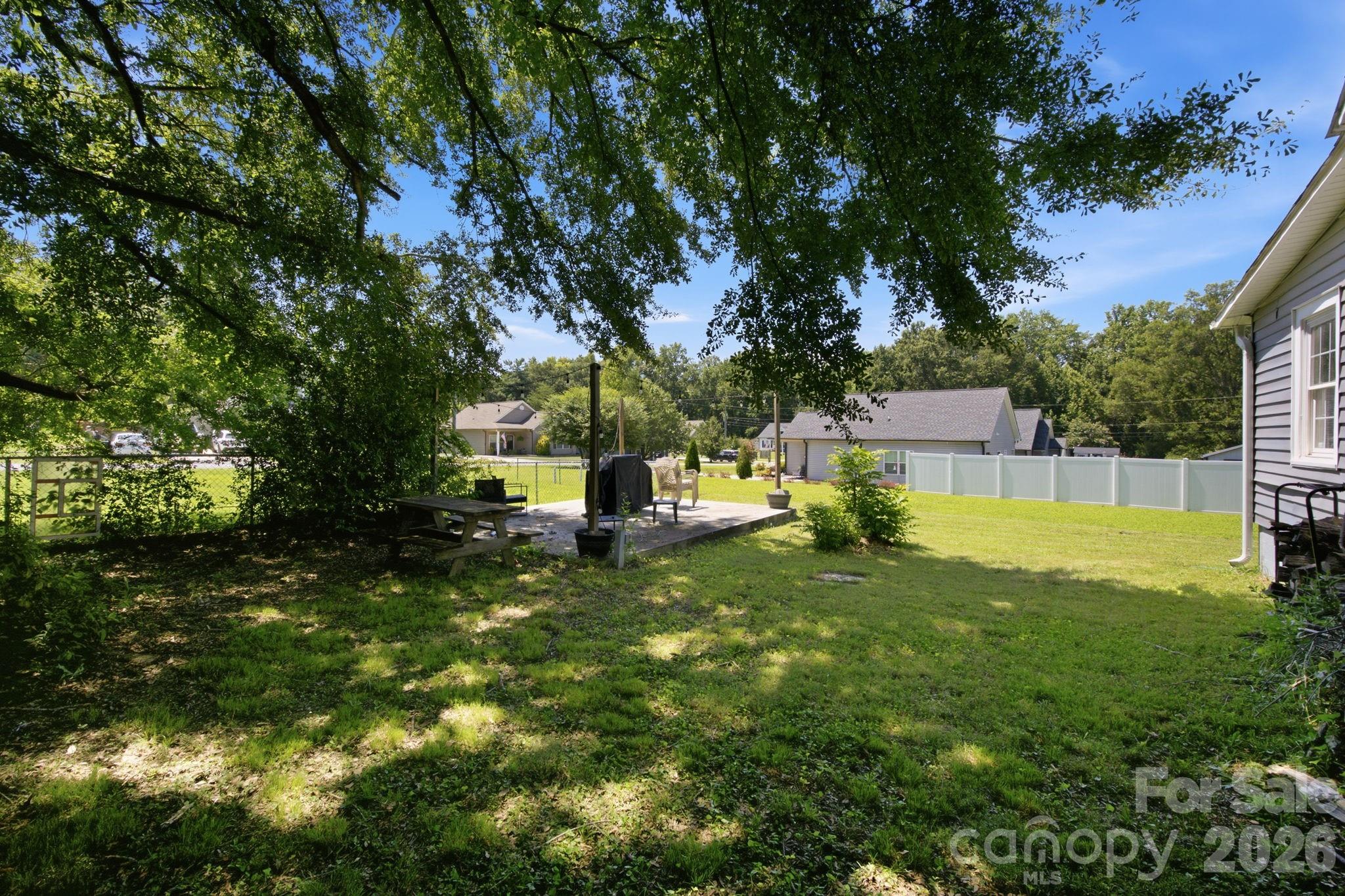 105 Park Street Property Photo 28