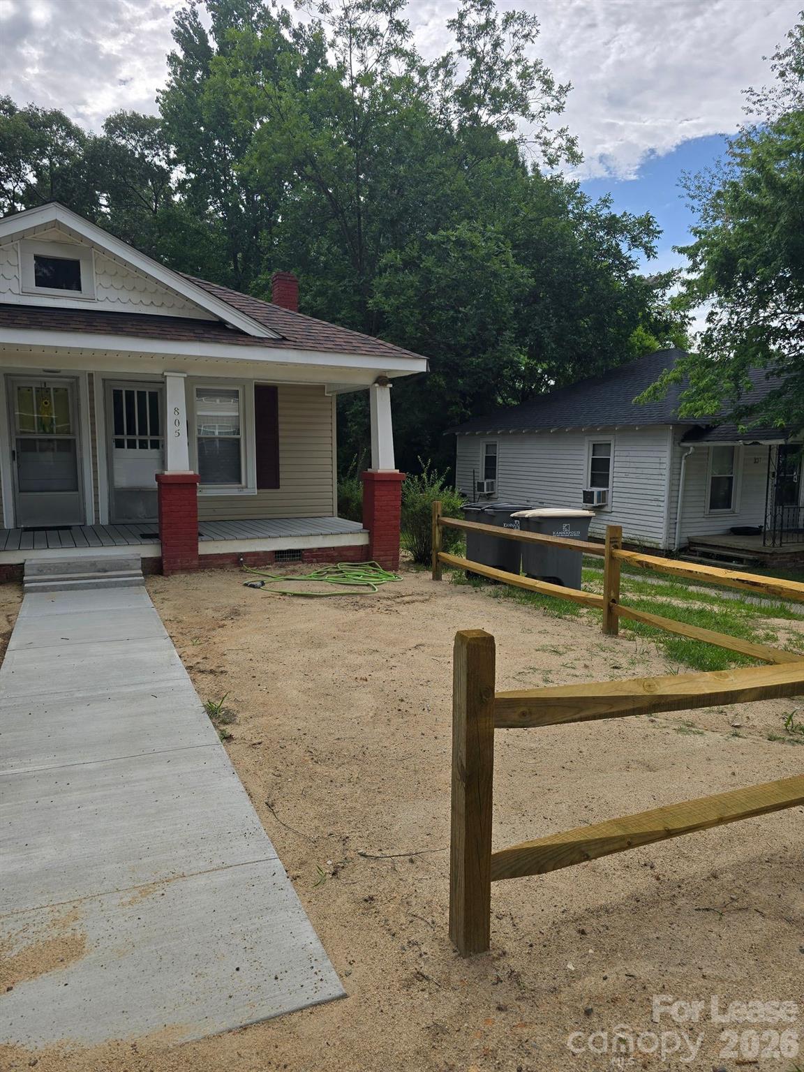 805 Oakshade Avenue Property Photo 2