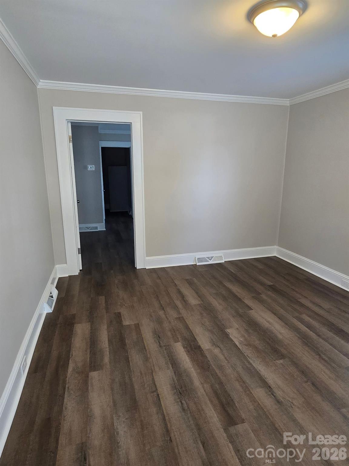 805 Oakshade Avenue Property Photo 4