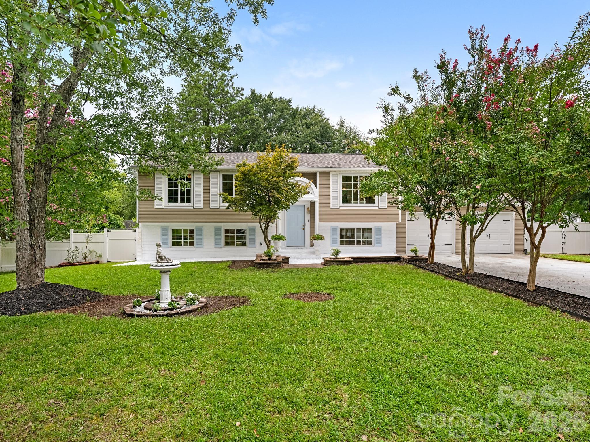 5808 Ryder Avenue Property Photo 1