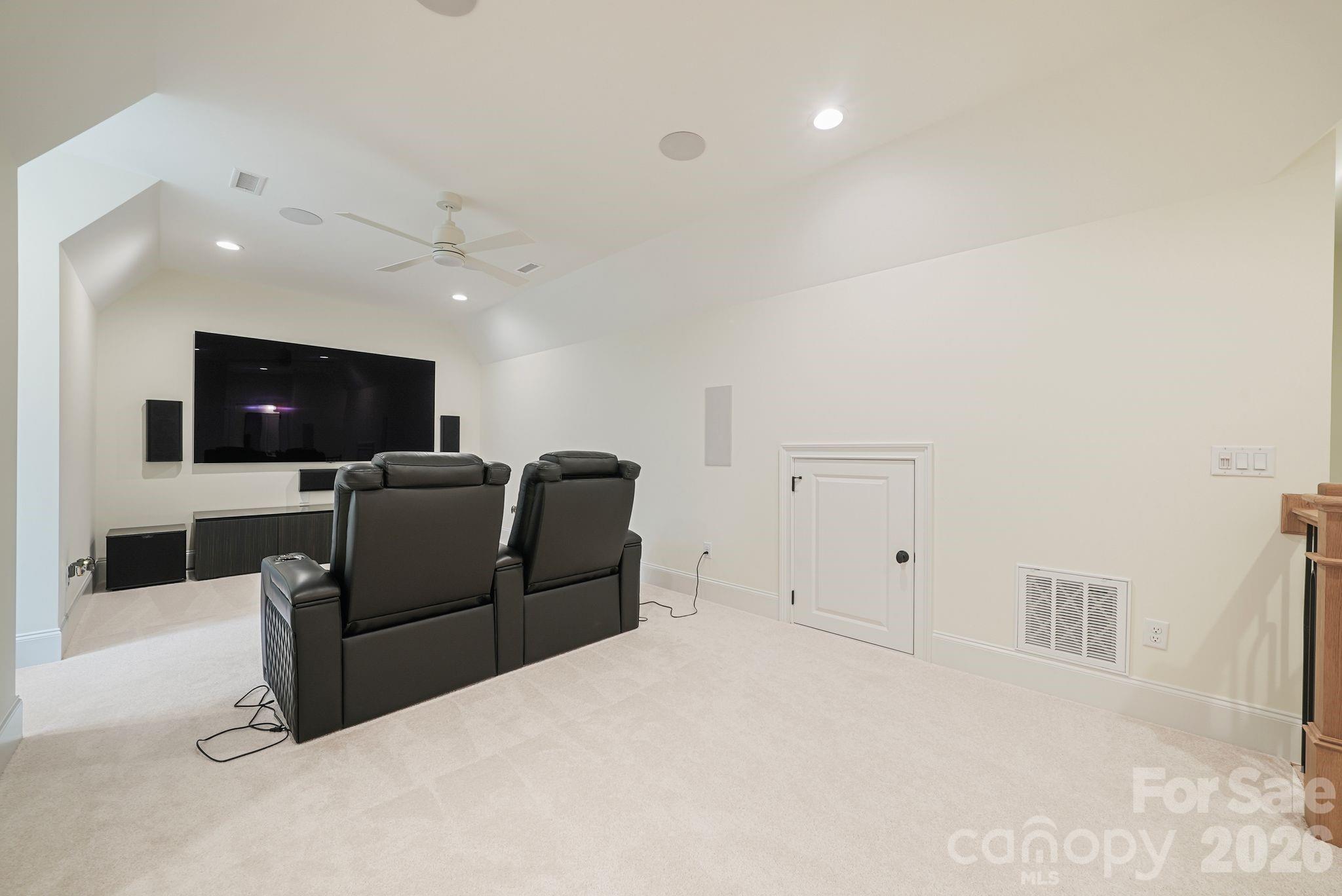 6528 Great Blue Path Property Photo 36