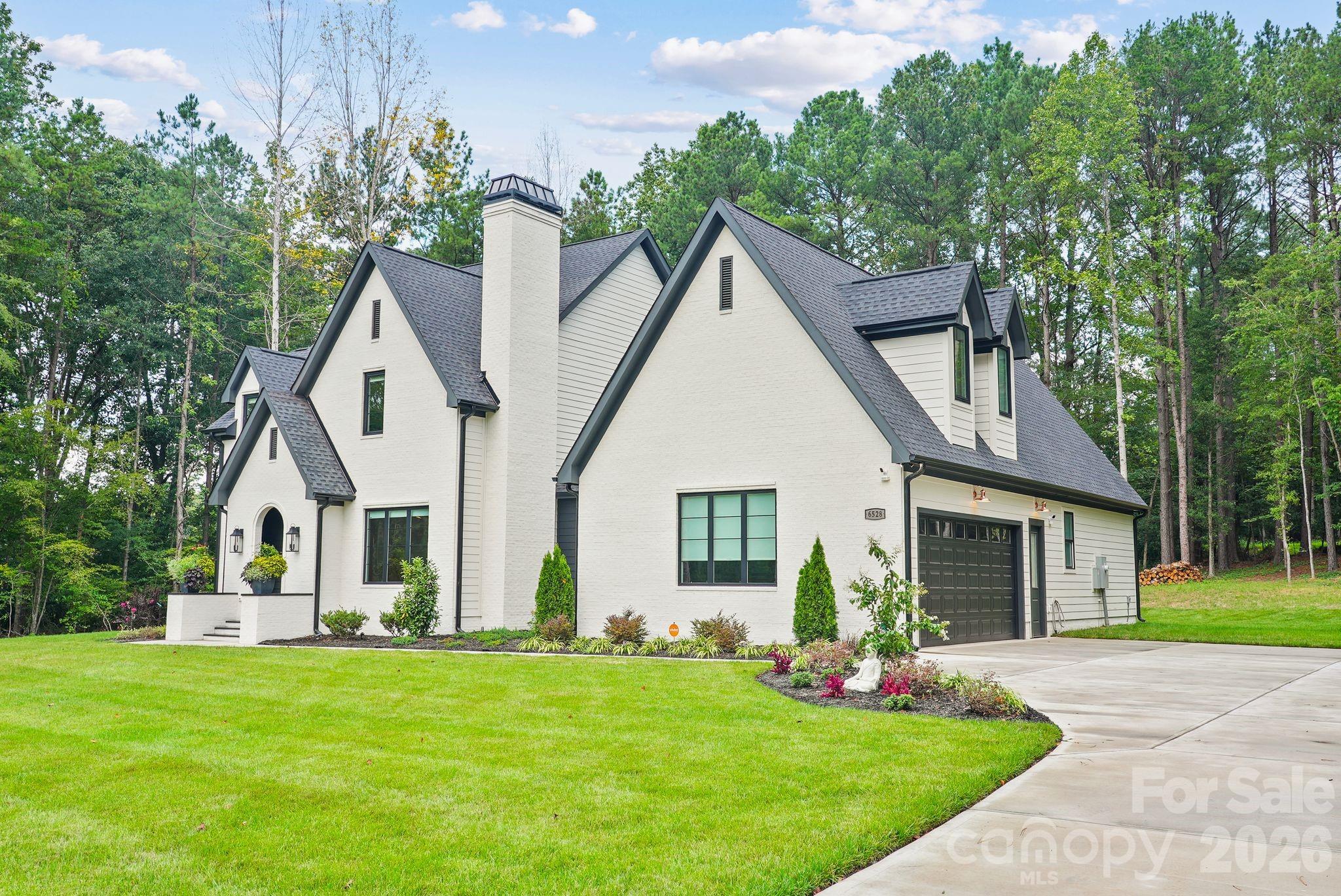 6528 Great Blue Path Property Photo 40