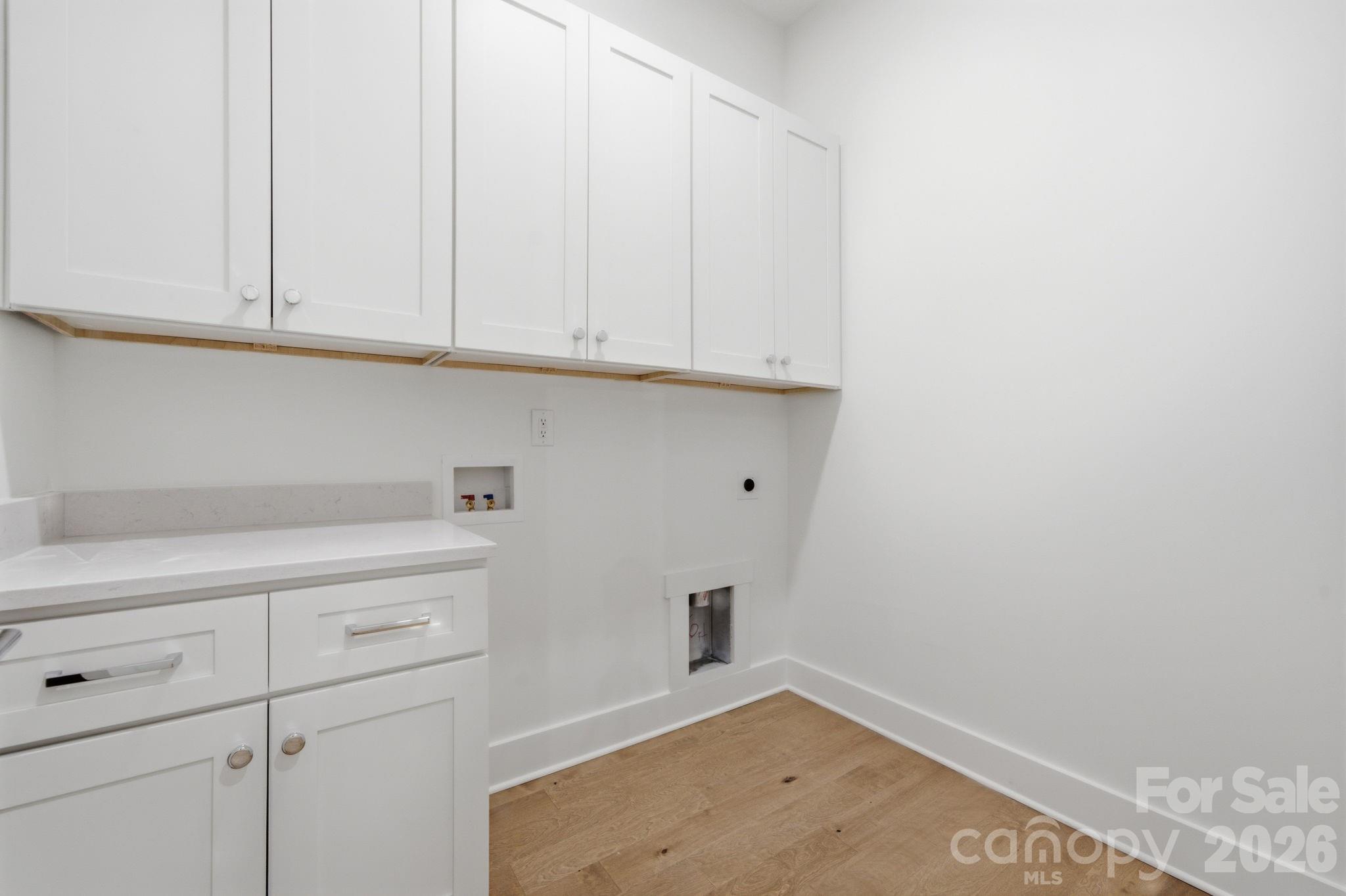 612 Camelot Drive Property Photo 15