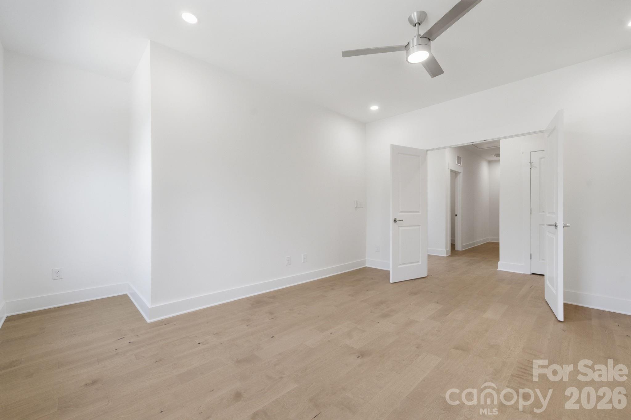 612 Camelot Drive Property Photo 30