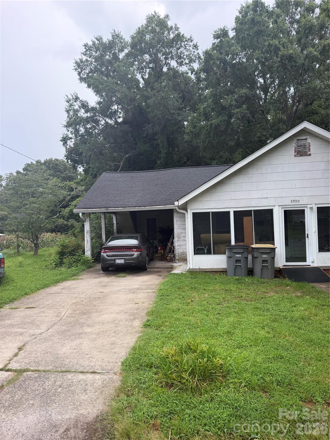 1700 Clay Street Property Photo 2