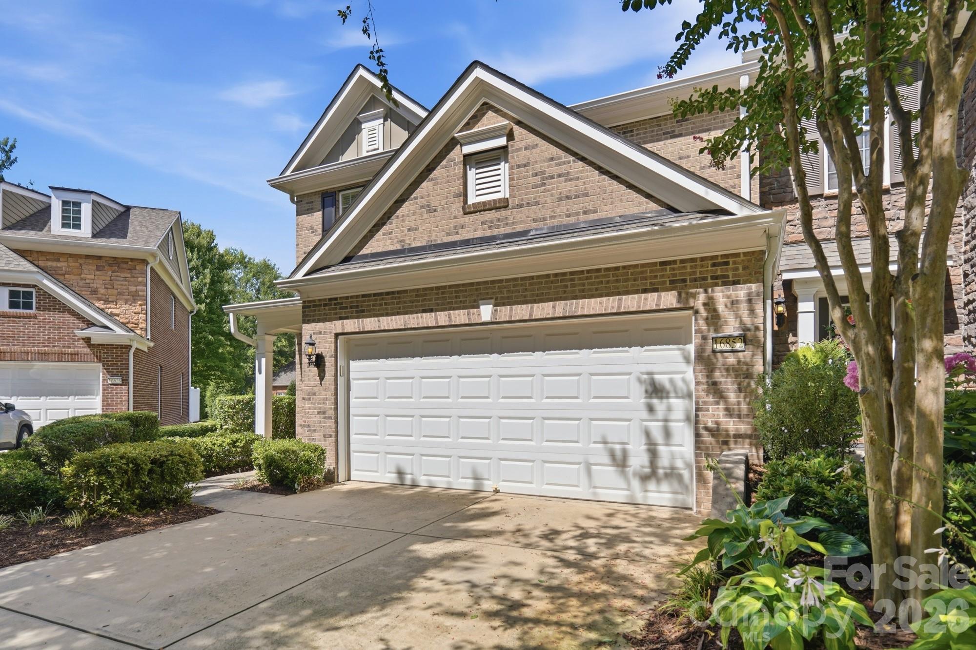 16852 Dunaverty Place Property Photo 3