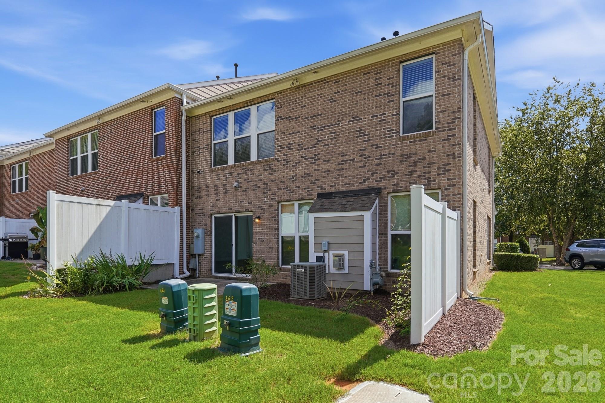 16852 Dunaverty Place Property Photo 43