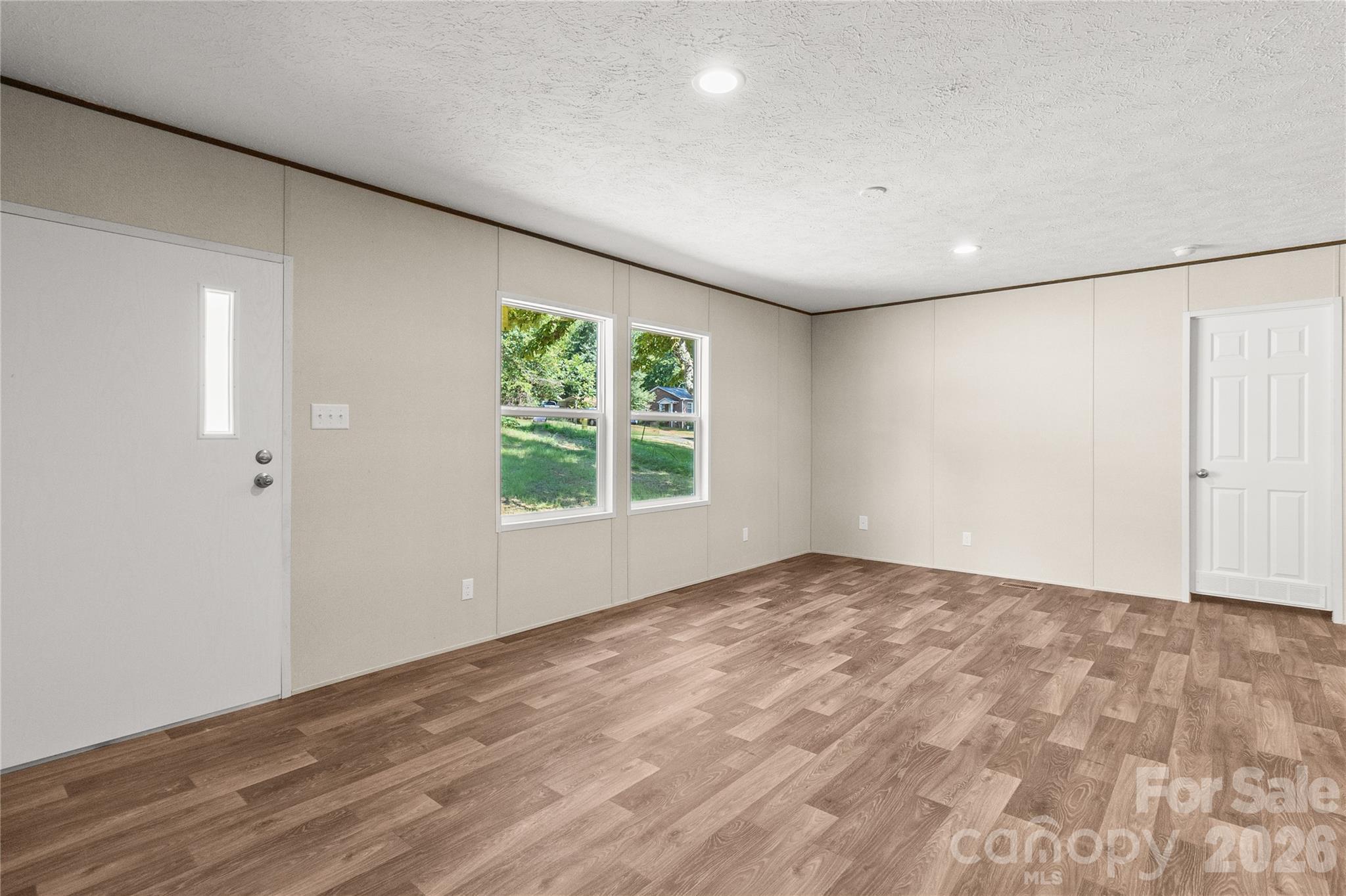 34 S Gaither Avenue Property Photo 6