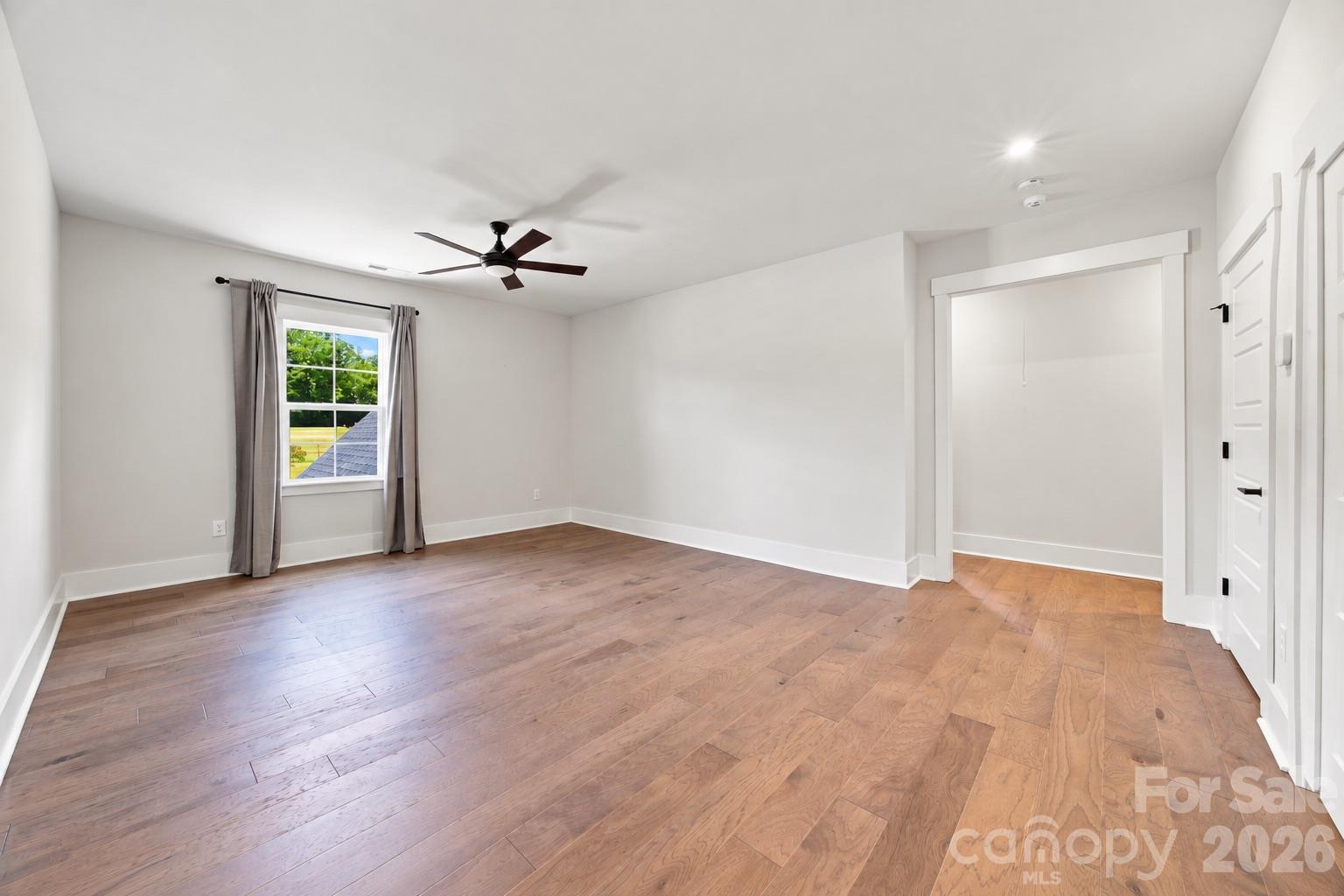 721 Cavesson Way Property Photo 18