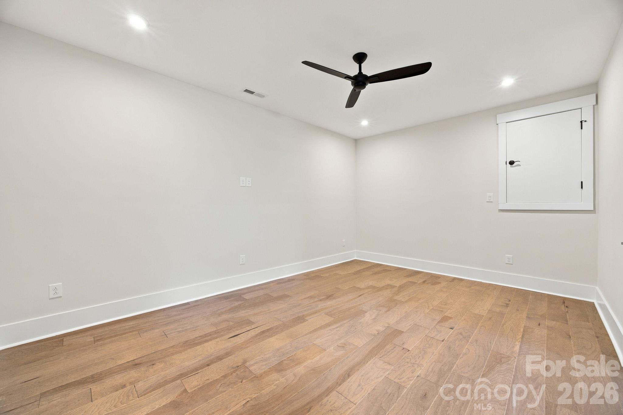 721 Cavesson Way Property Photo 20