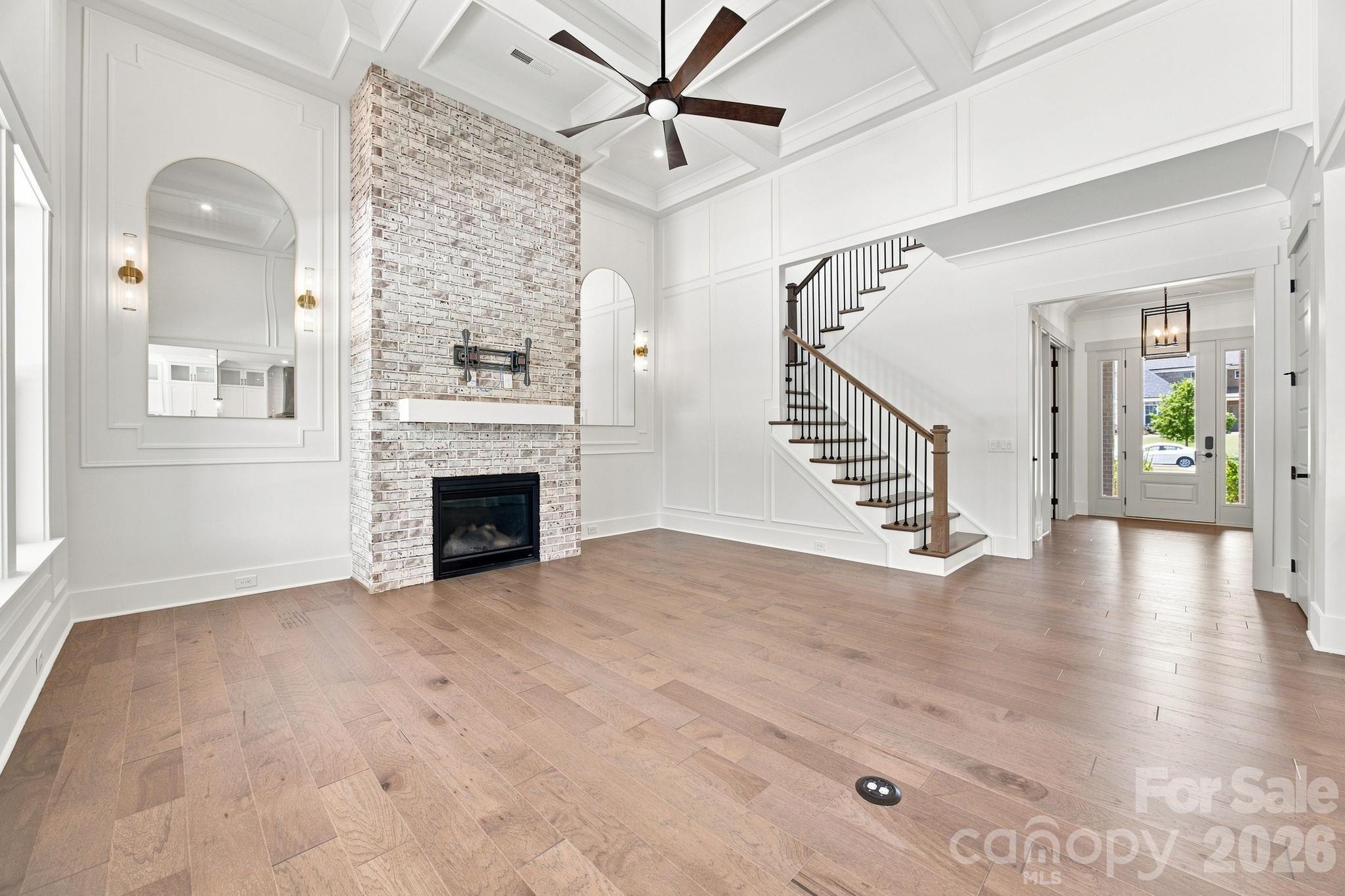 721 Cavesson Way Property Photo 30