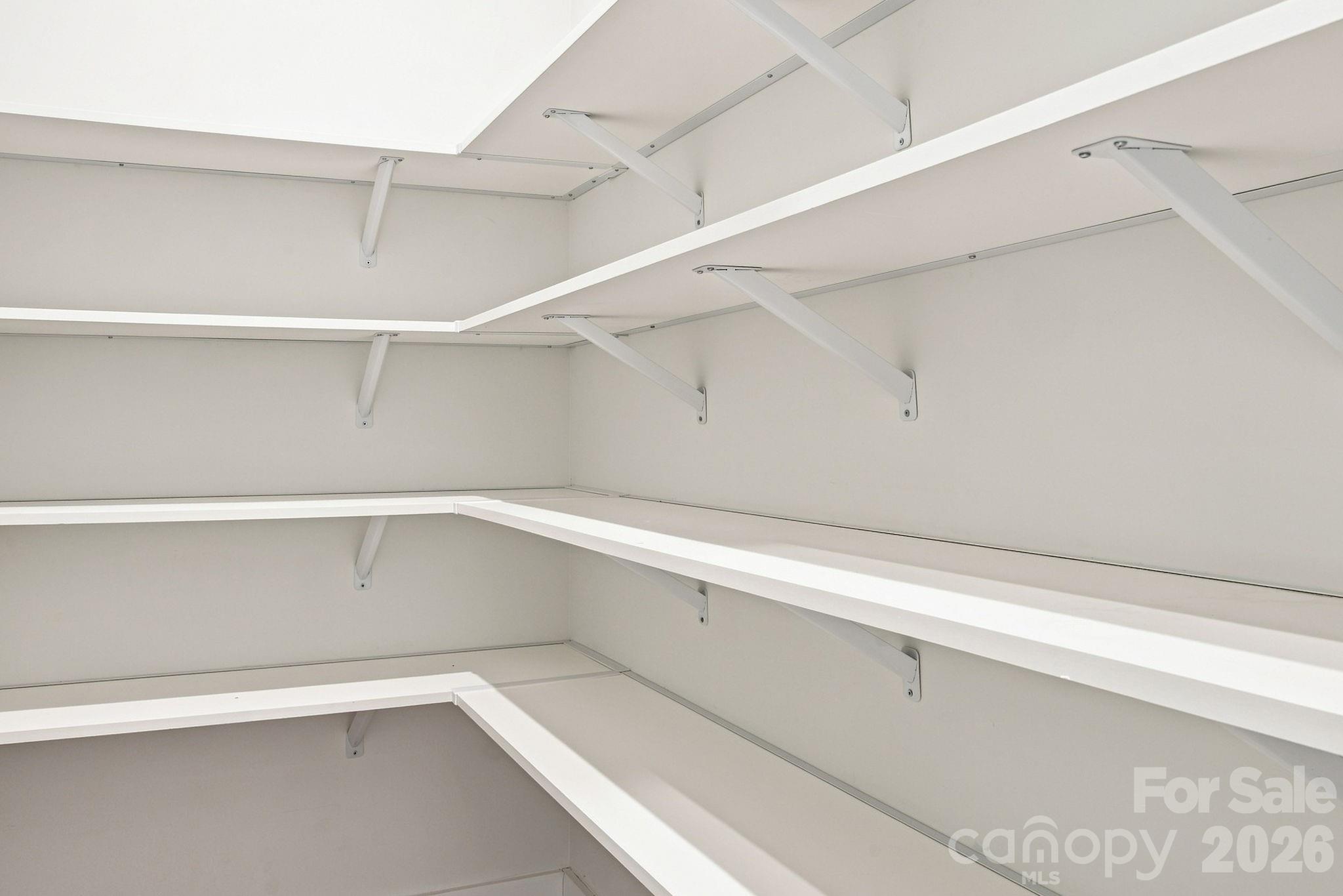 721 Cavesson Way Property Photo 34