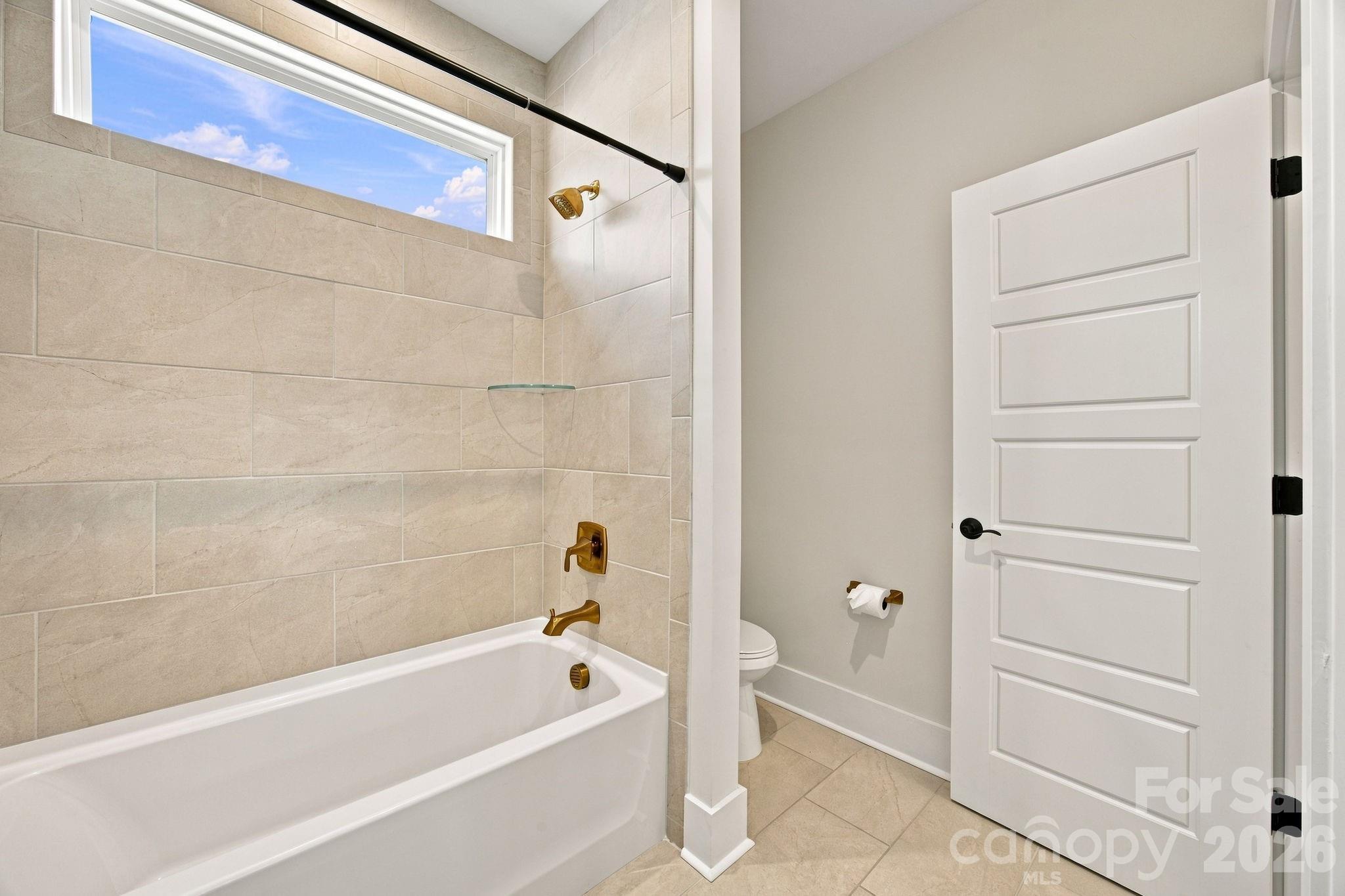 721 Cavesson Way Property Photo 45