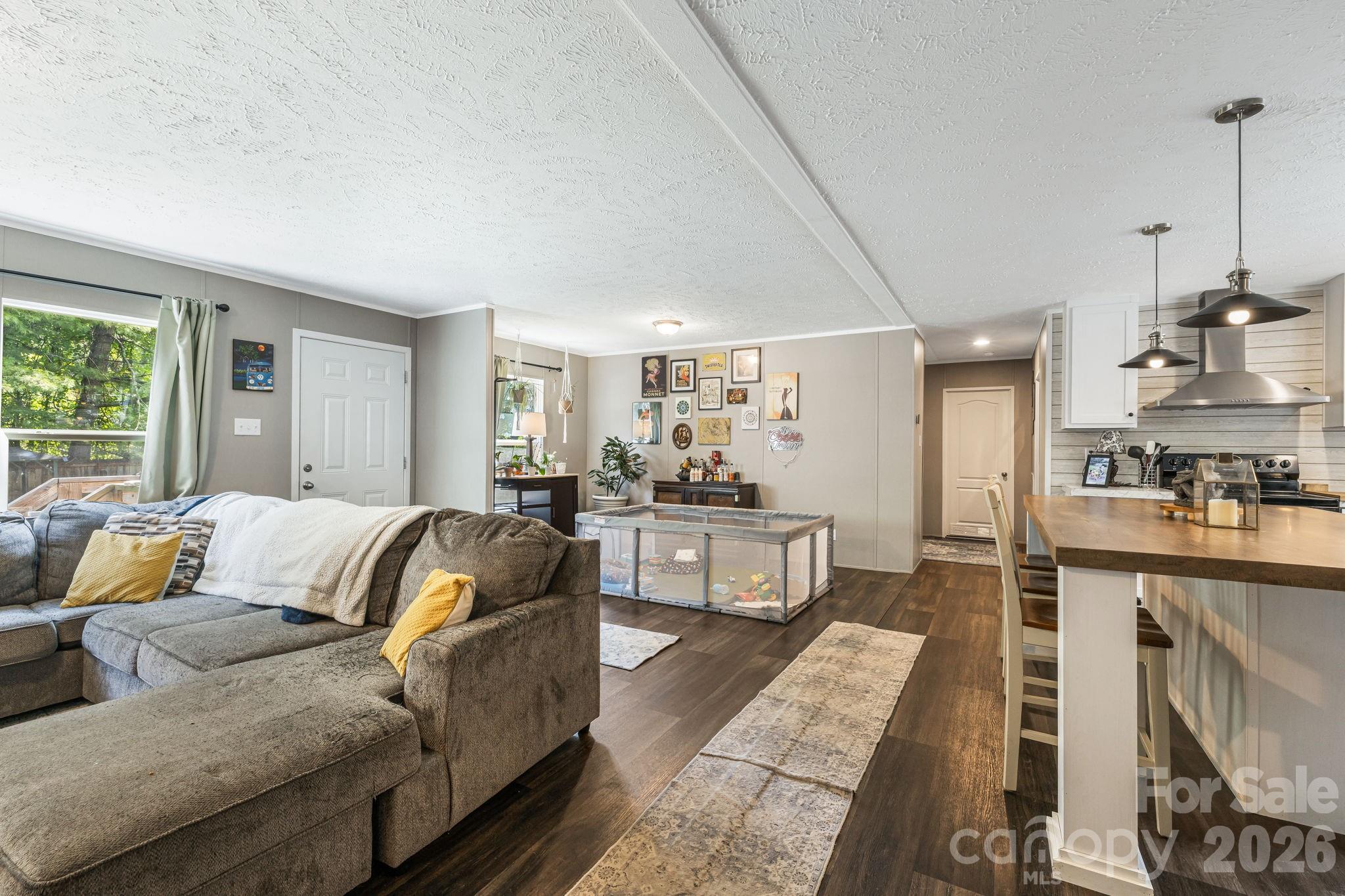10 Pyrite Way Property Photo 8