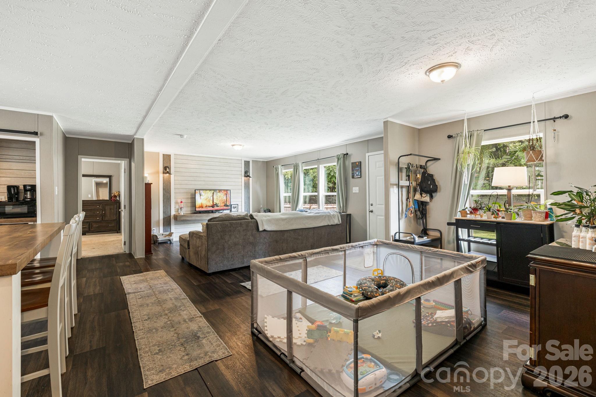 10 Pyrite Way Property Photo 9