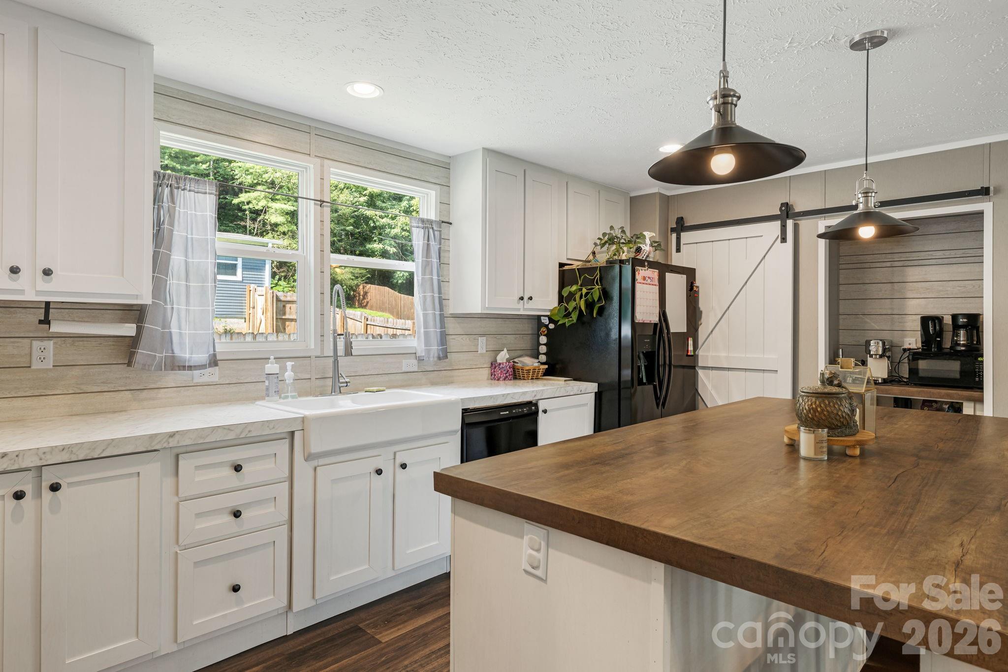 10 Pyrite Way Property Photo 13