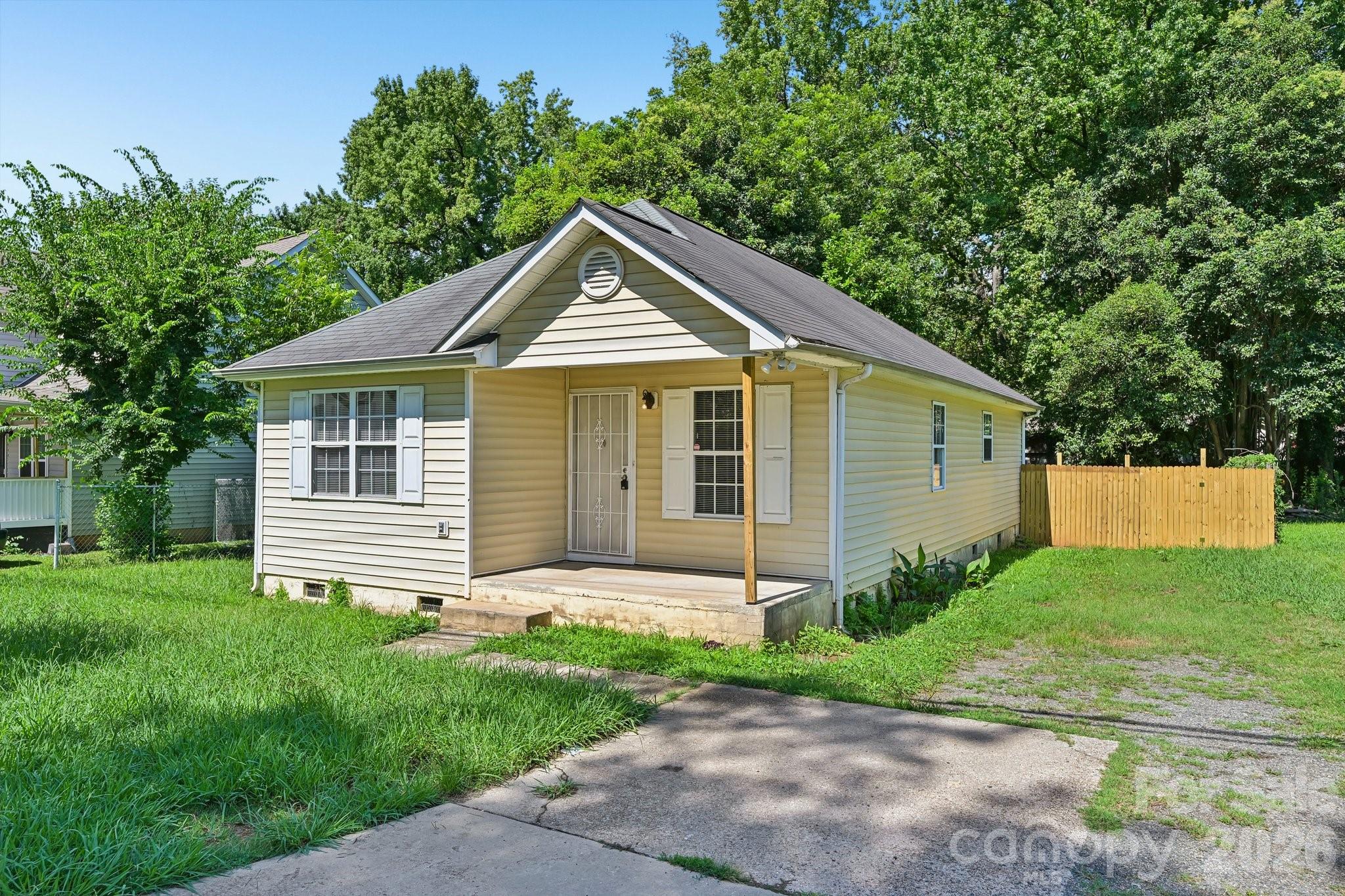 2664 Old Steele Creek Road Property Photo 2