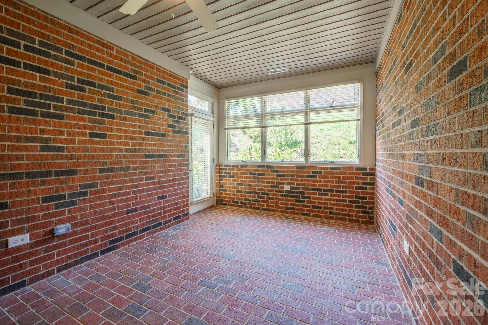 509 26th Avenue D Property Photo 6