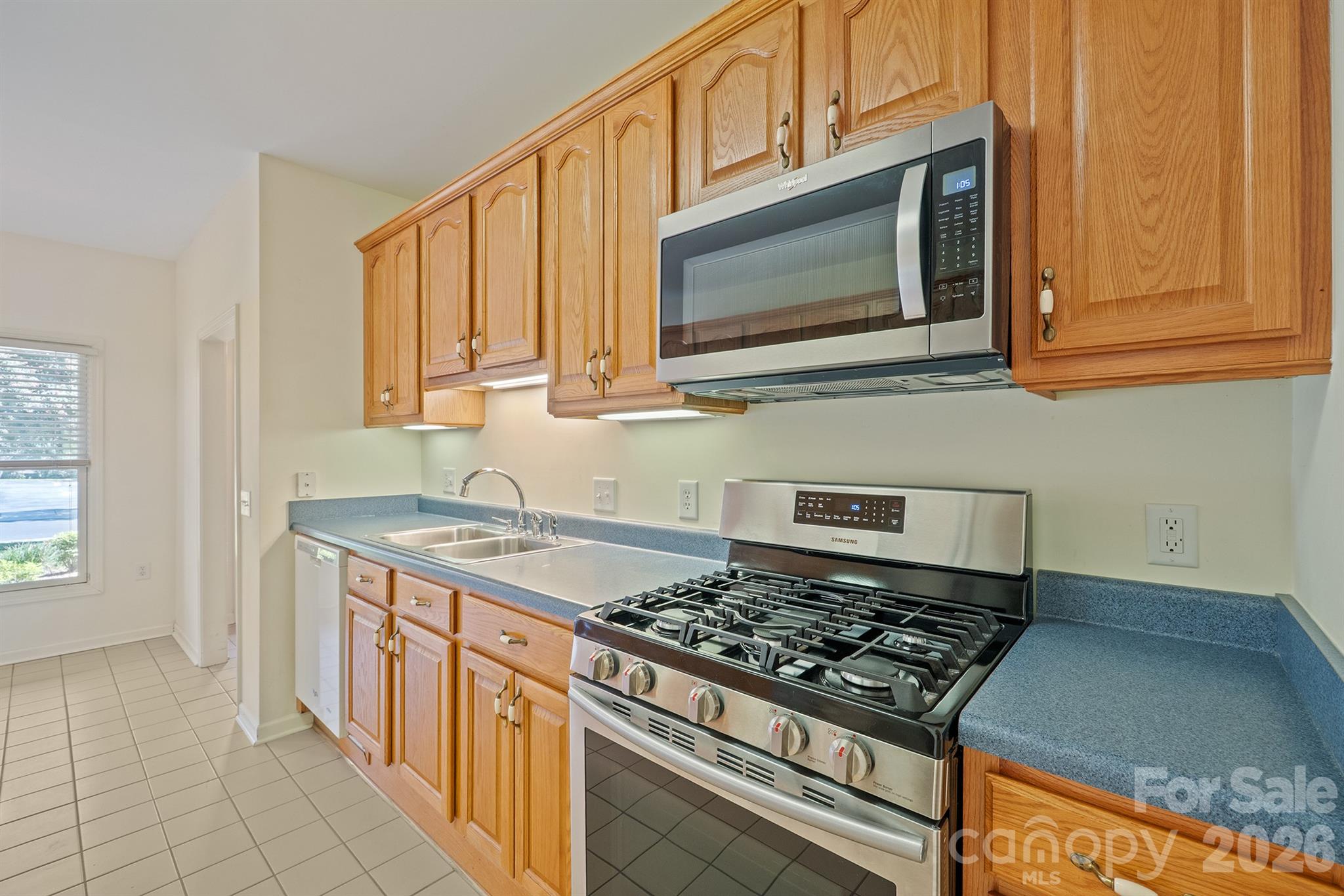 509 26th Avenue D Property Photo 8