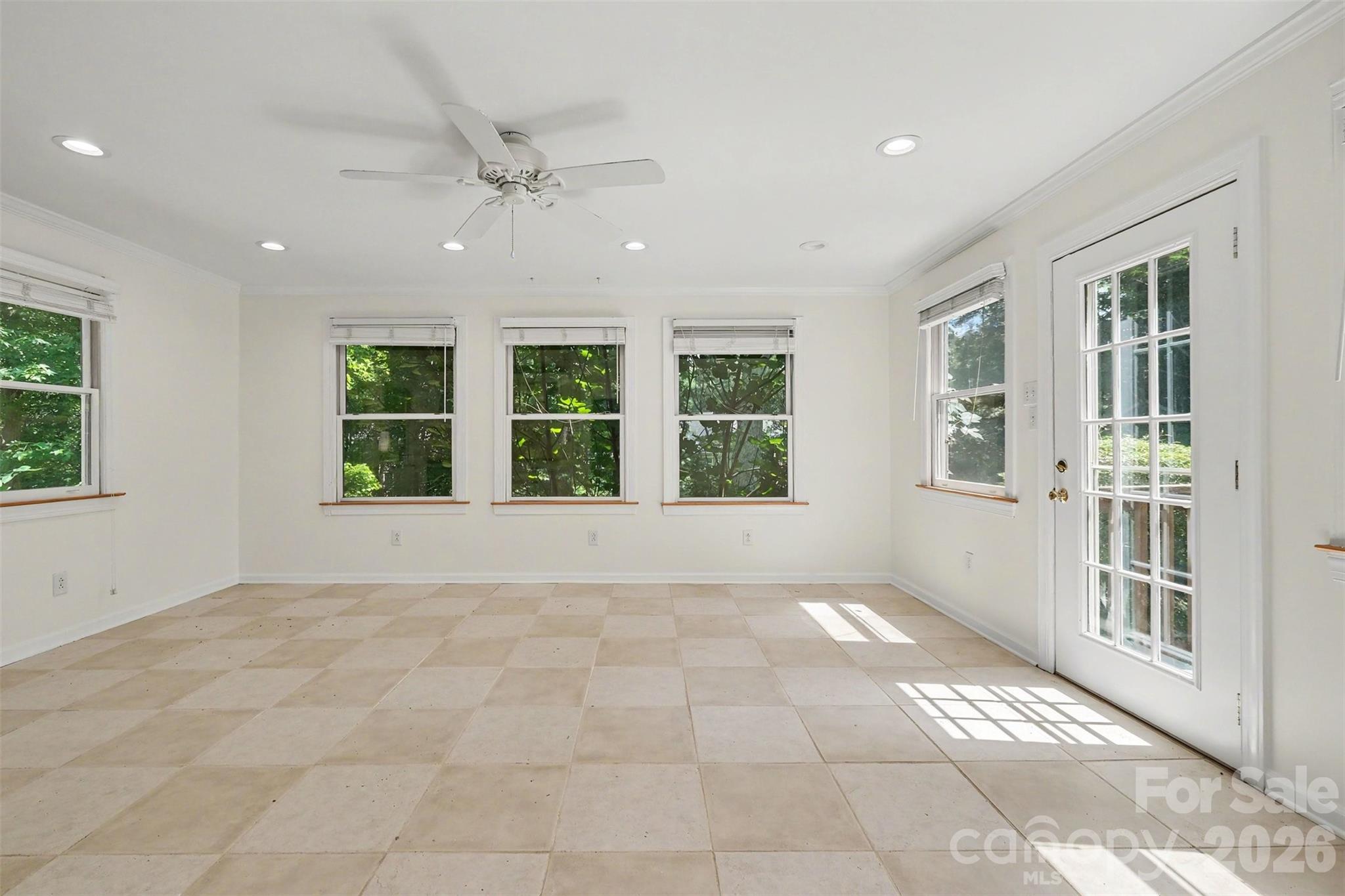 915 Brightmoor Drive Property Photo 19