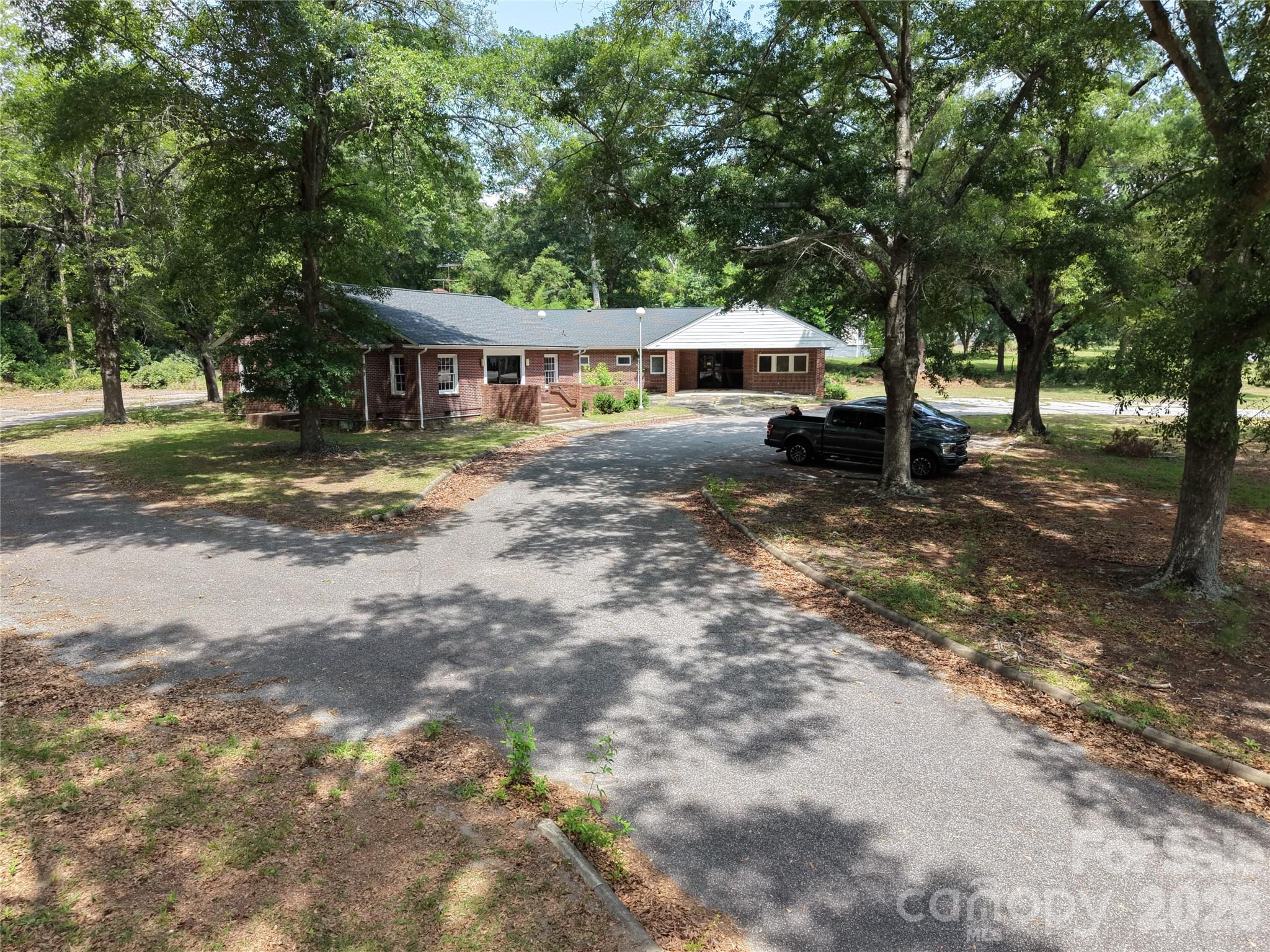 7784 S Us Highway 52 Highway Property Photo 4