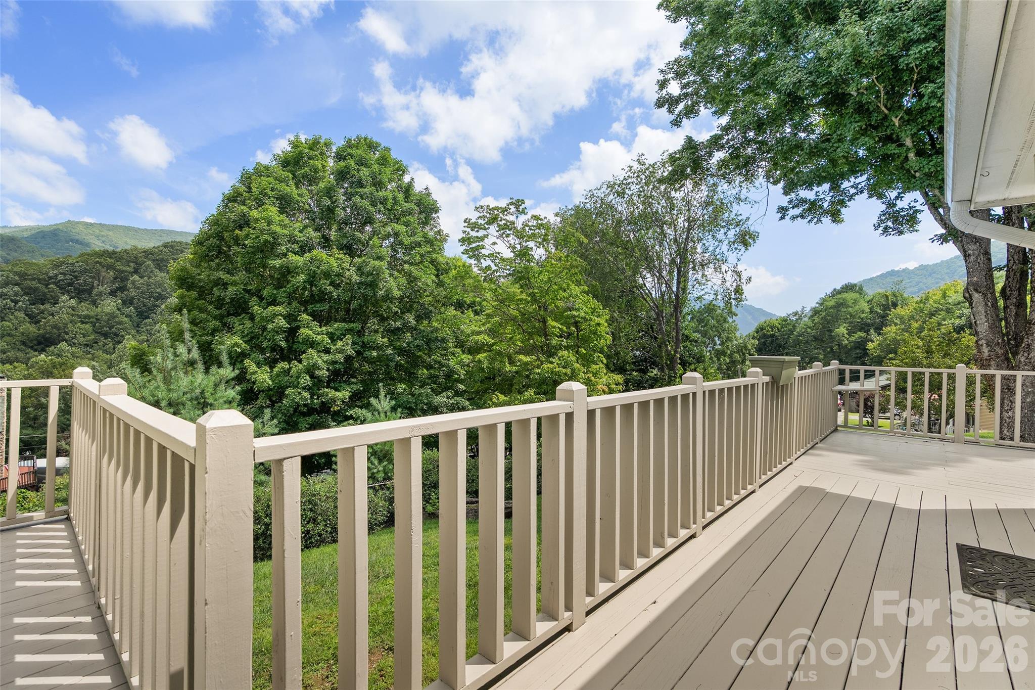 30 Hillcrest Road Property Photo 47