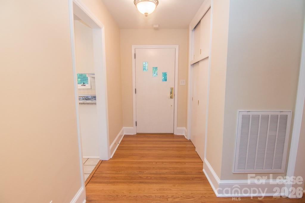 1000 Jefferson Drive Property Photo 3