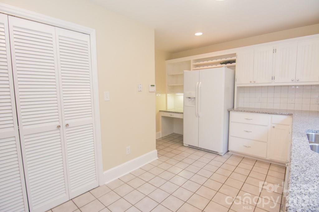1000 Jefferson Drive Property Photo 11