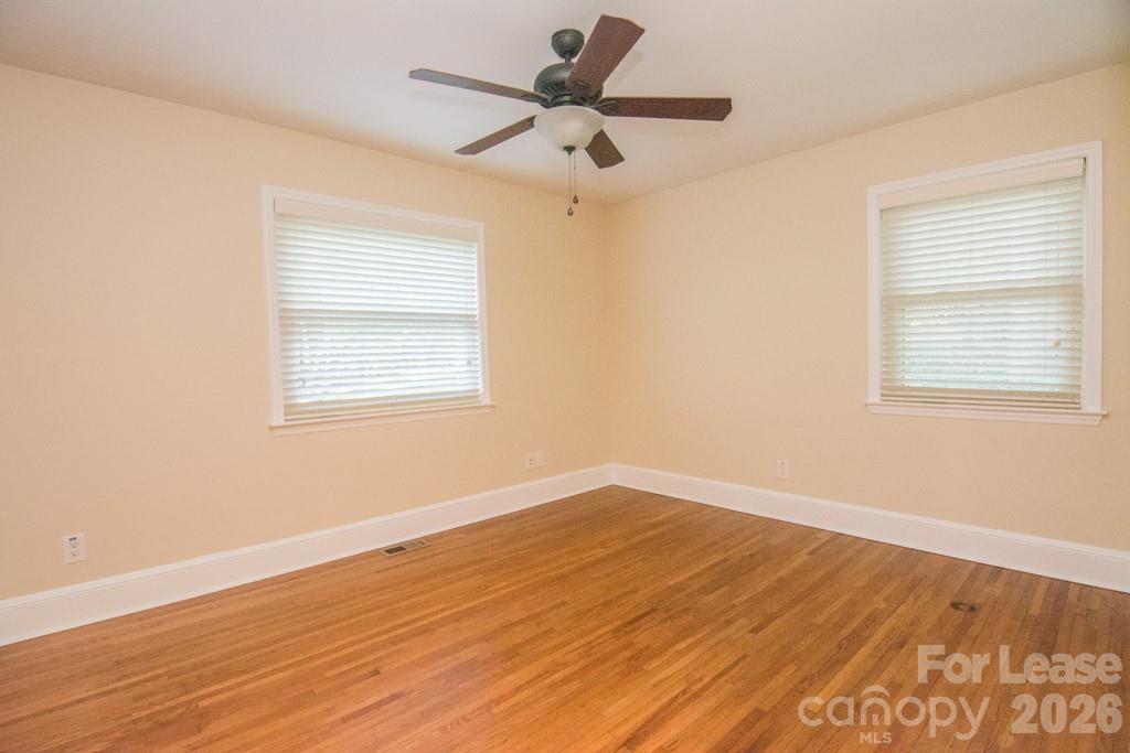 1000 Jefferson Drive Property Photo 13