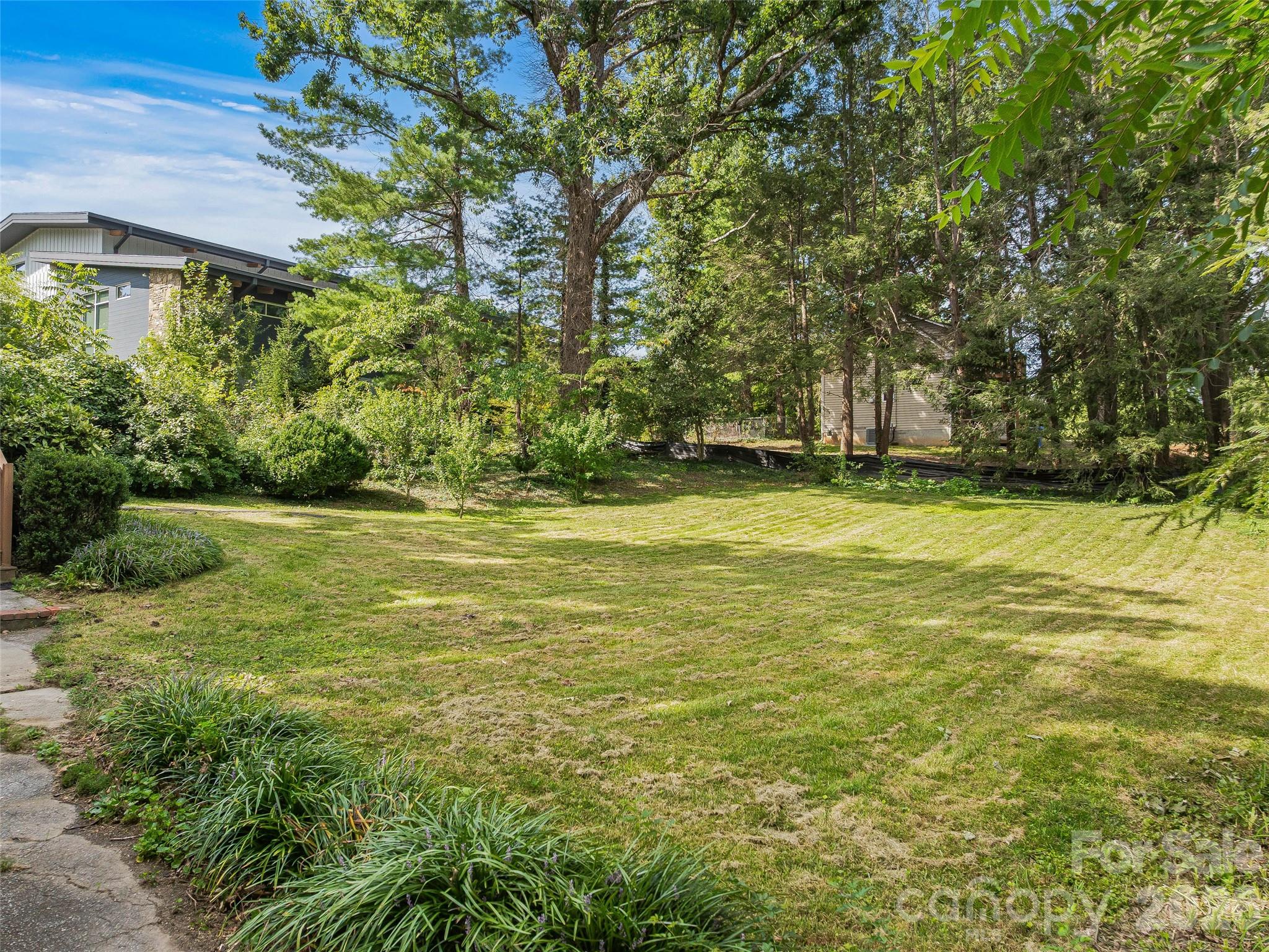 15 Lynnstone Court Property Photo 28