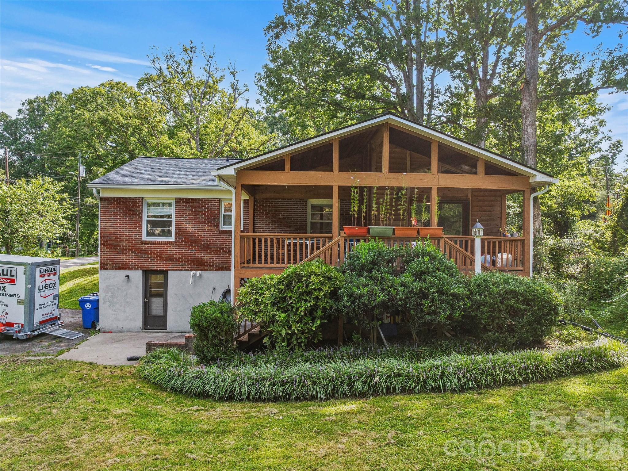 15 Lynnstone Court Property Photo 29