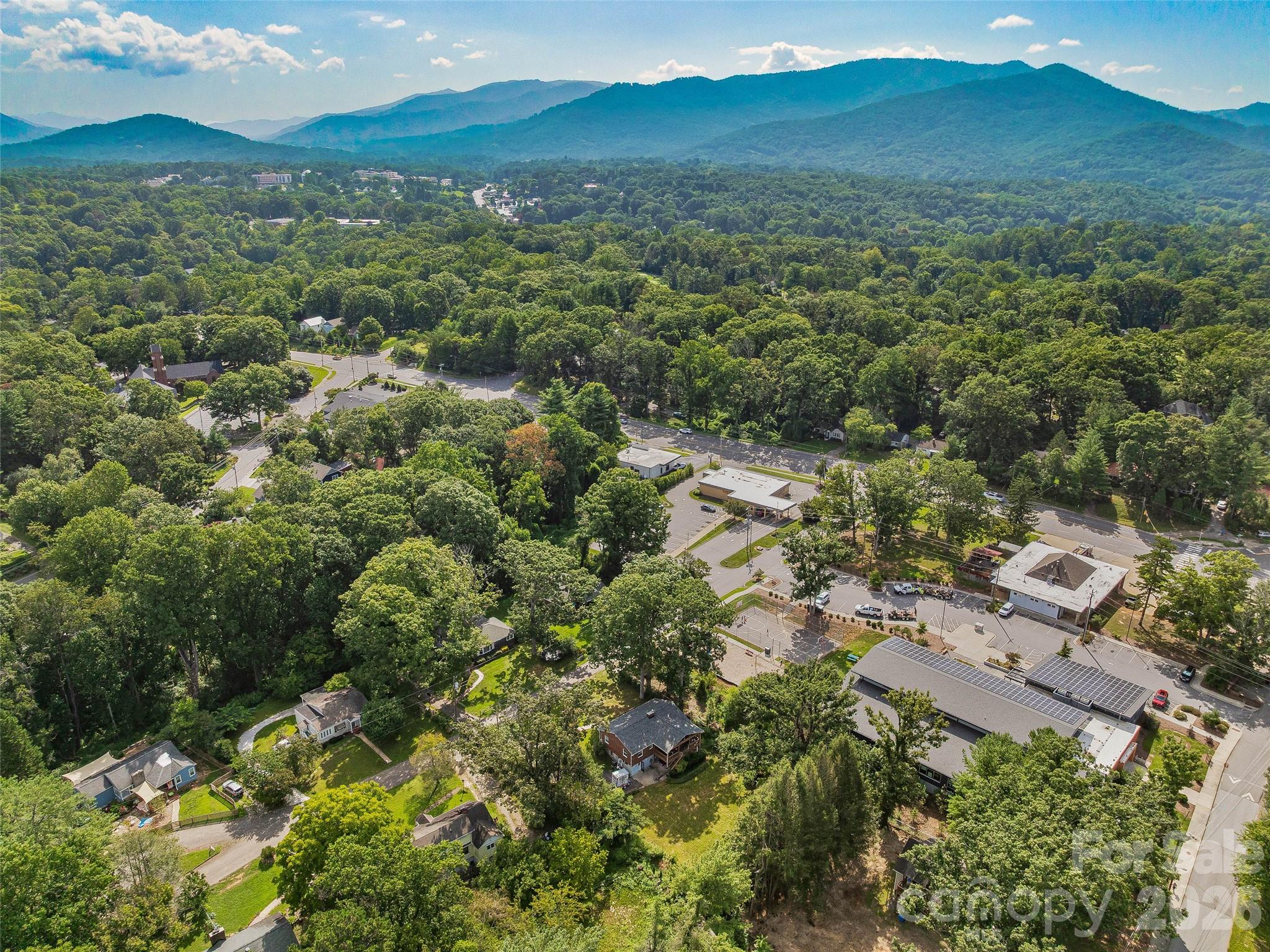 15 Lynnstone Court Property Photo 34