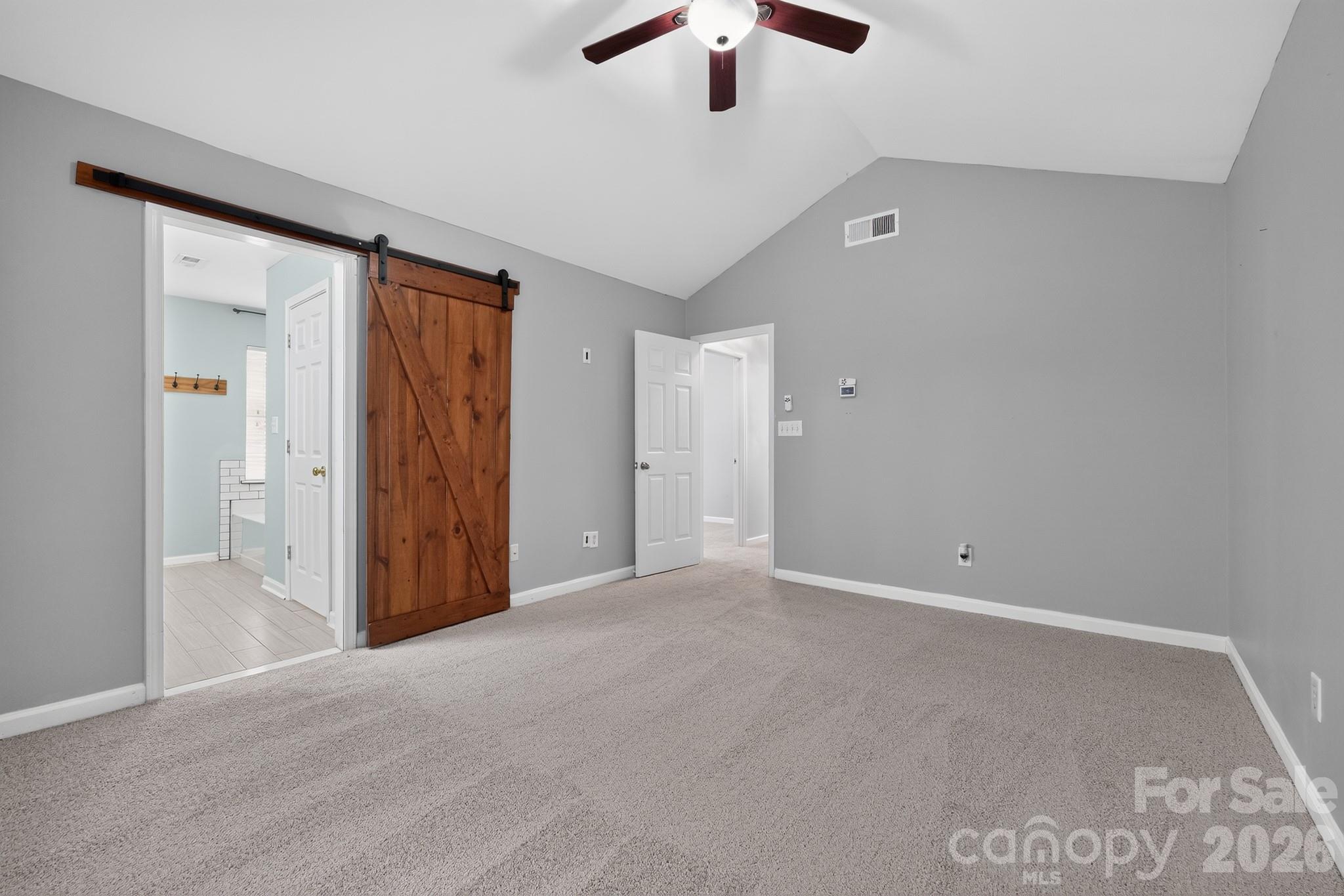6420 Spanish Moss Lane Property Photo 8