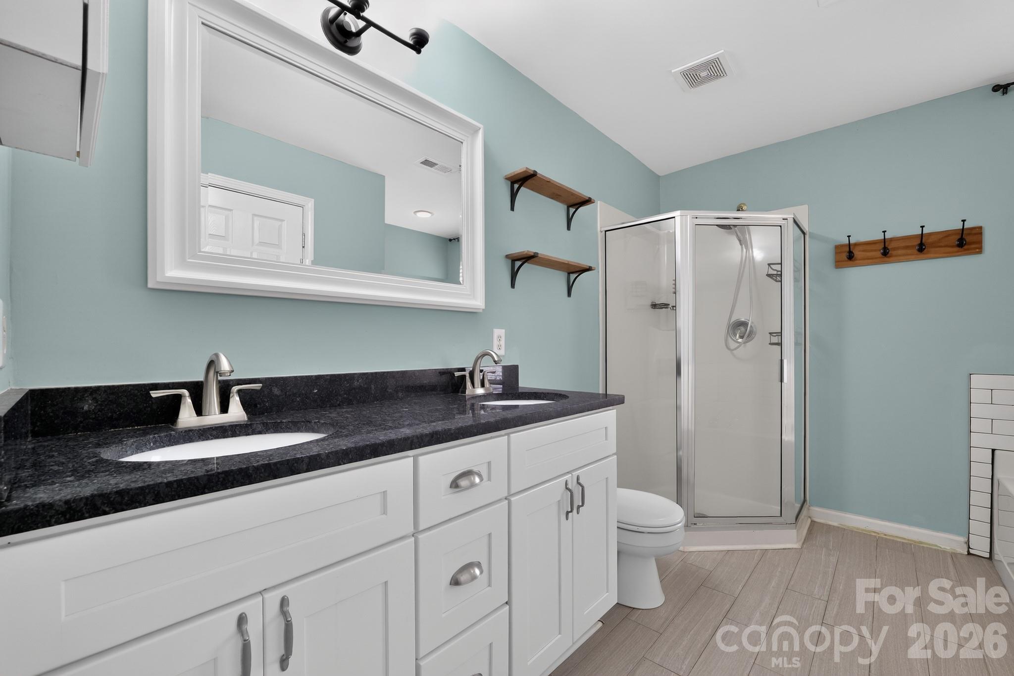 6420 Spanish Moss Lane Property Photo 9