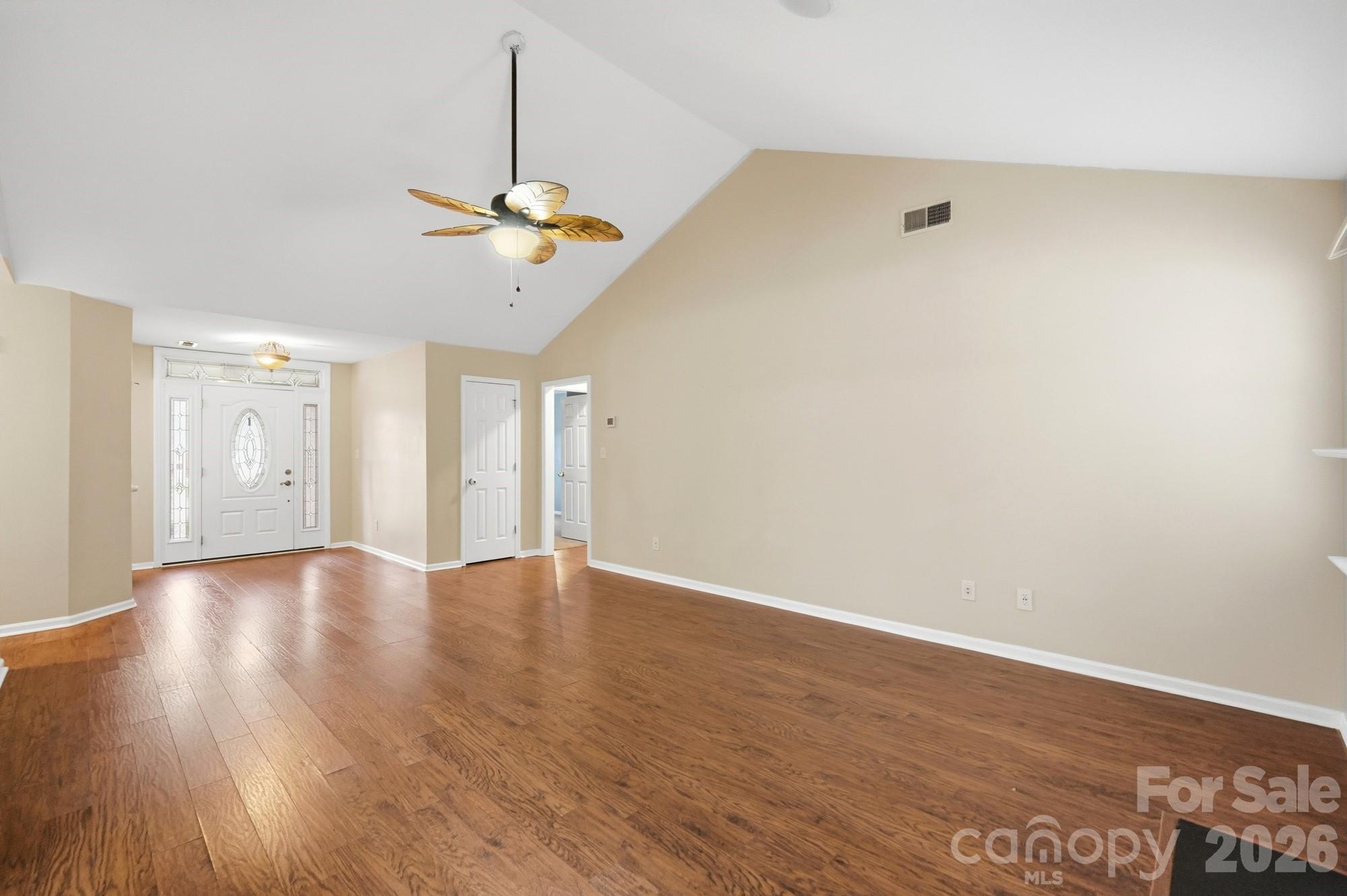 359 Linsbury Court Property Photo 7