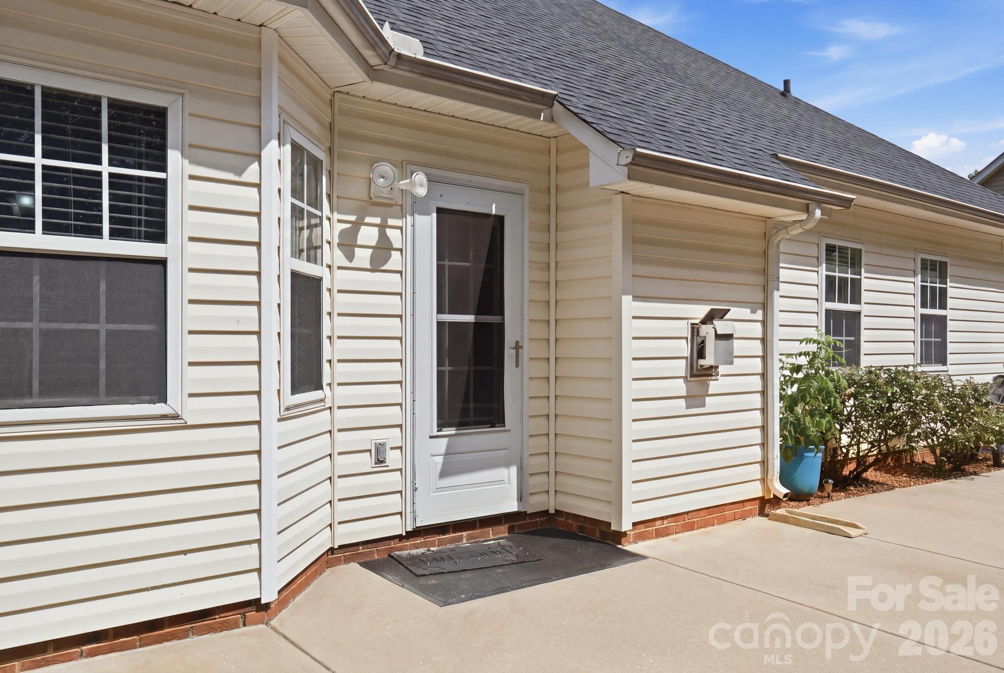 359 Linsbury Court Property Photo 33