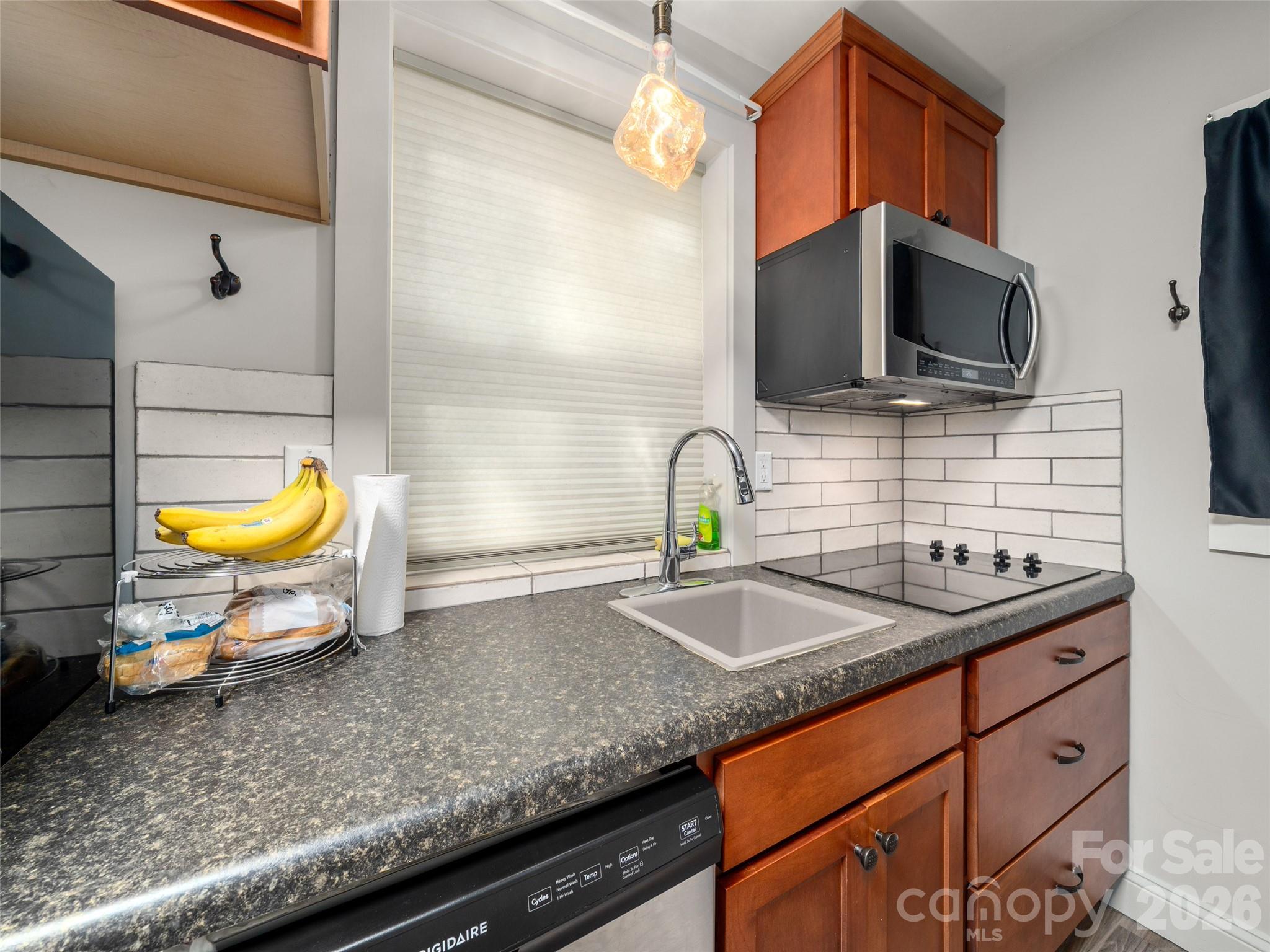 185 Duckworth Avenue Property Photo 17