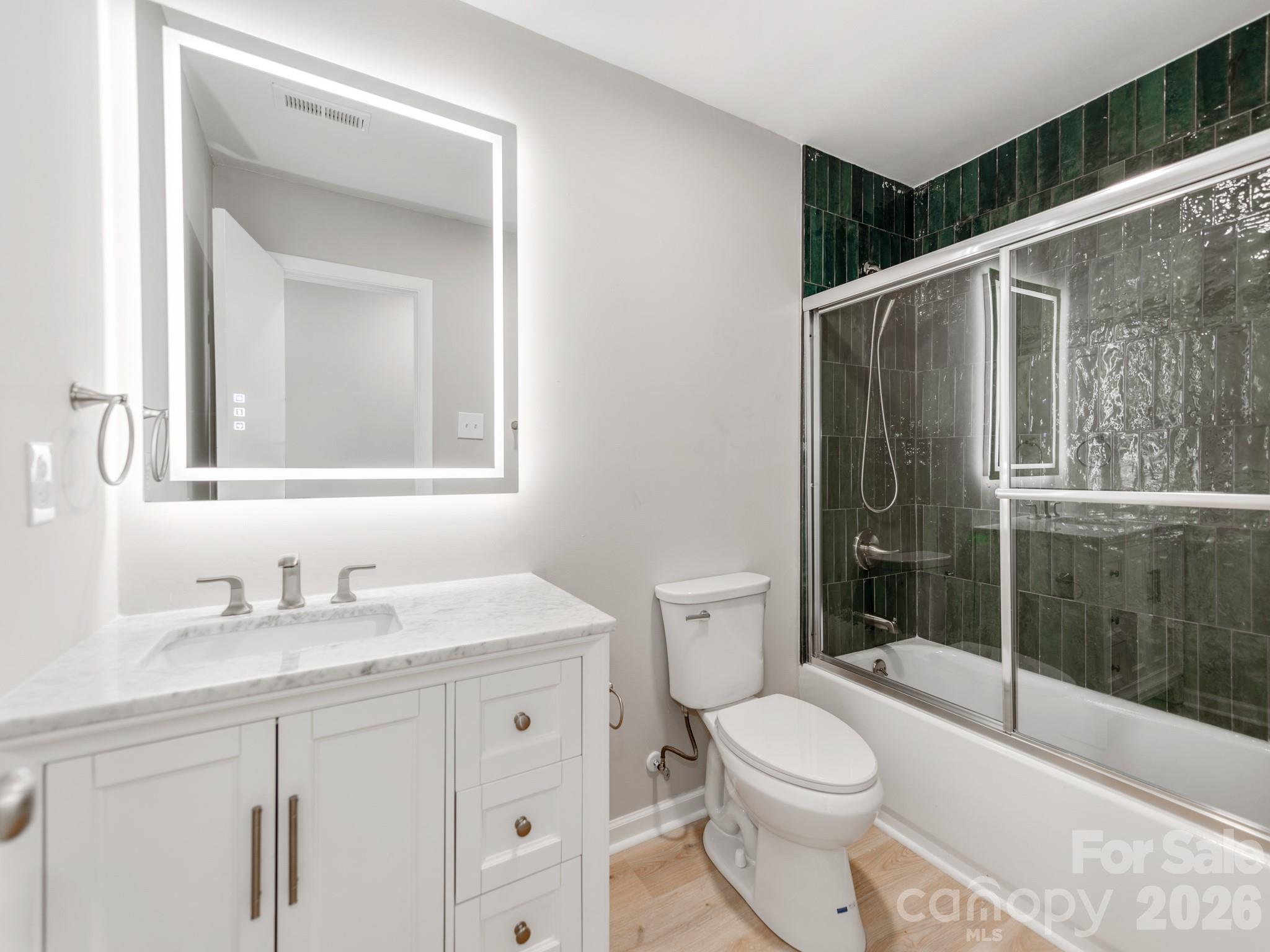4925 Springview Road Property Photo 9