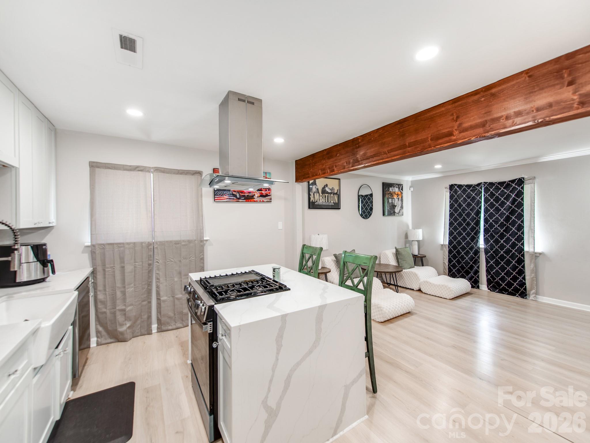 4925 Springview Road Property Photo 28